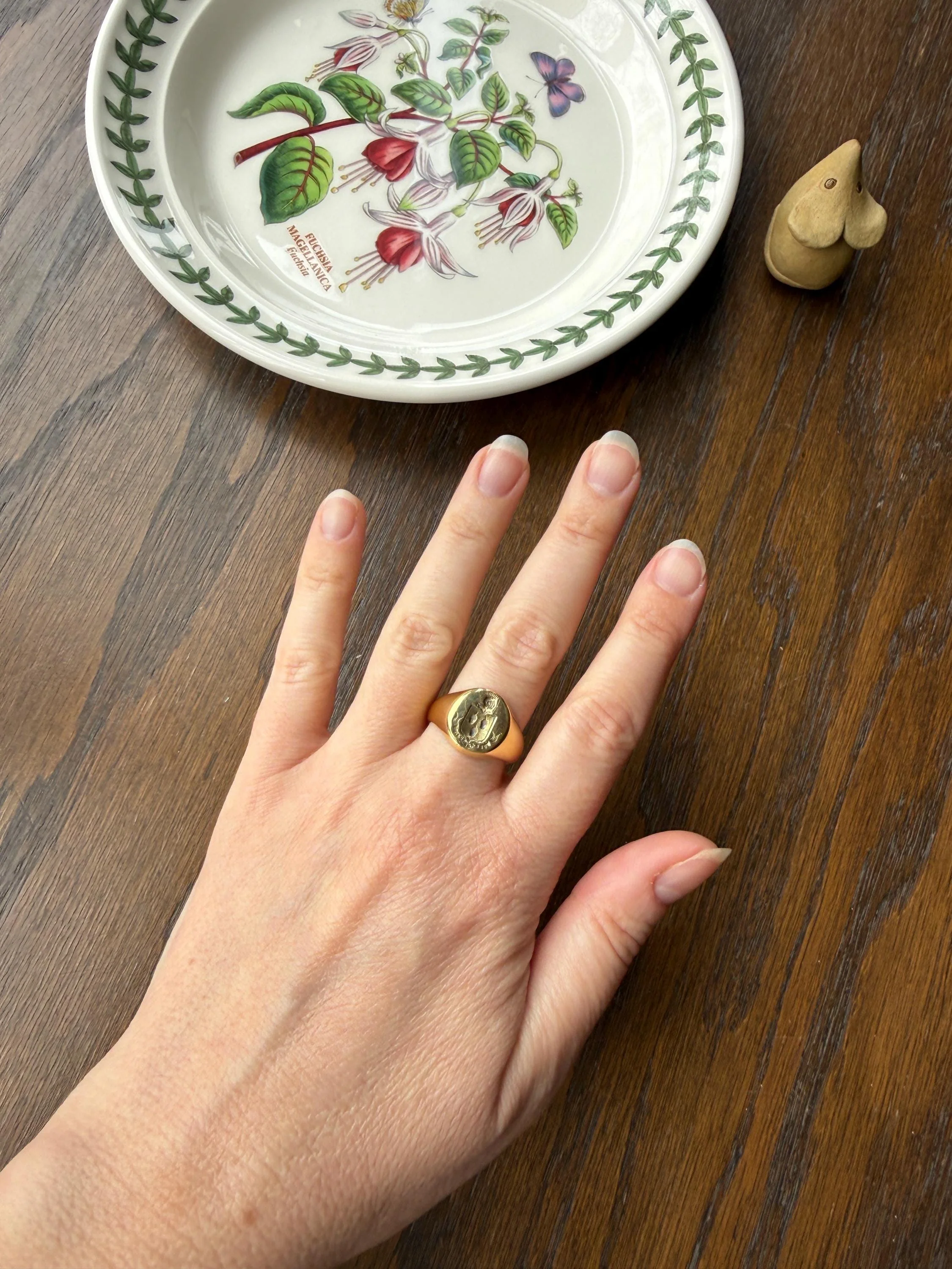 ACORNS True Faith Genuine Trust 18k Gold Count CROWN French Nobility Antique Shield SIGNET Ring Heraldic Crest Chunky Coat of Arm Man Unisex - Image 12