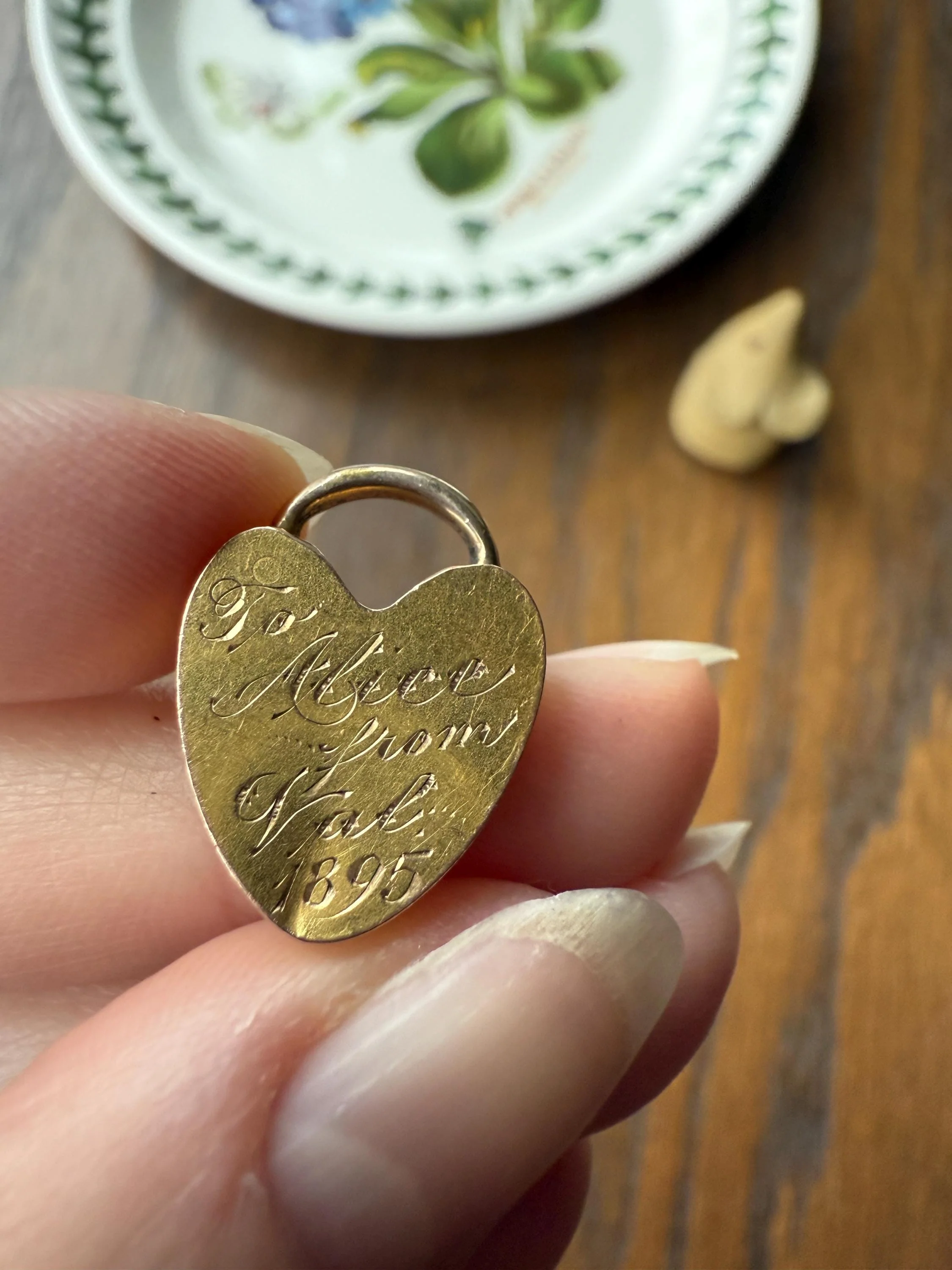 Alice's HEART PADLOCK Pendant from Val in 1895 Victorian Dated Engraved Ornate Embossed Pendant Charm Figural Romantic Gift Connector 3D - Image 7