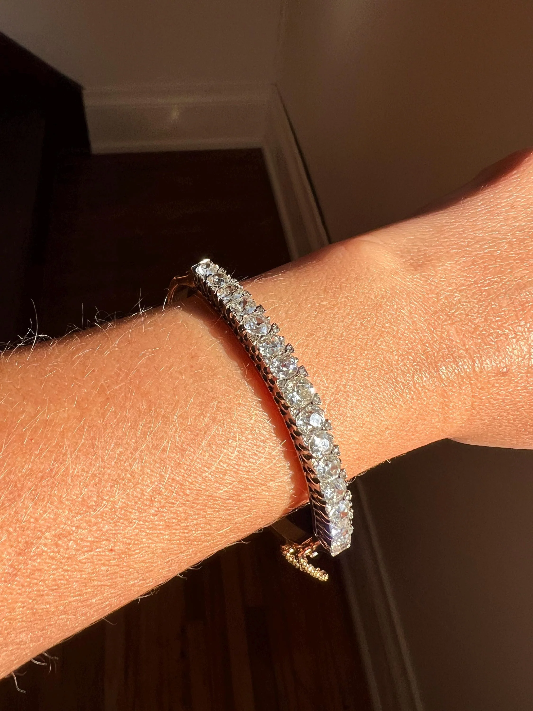 Amazing Antique 6 CARAT Old Mine Cut DIAMOND Encrusted Hinged Bangle Bracelet 18k Gold Rose Cut Spacers Gemset Prong Victorian - Image 2
