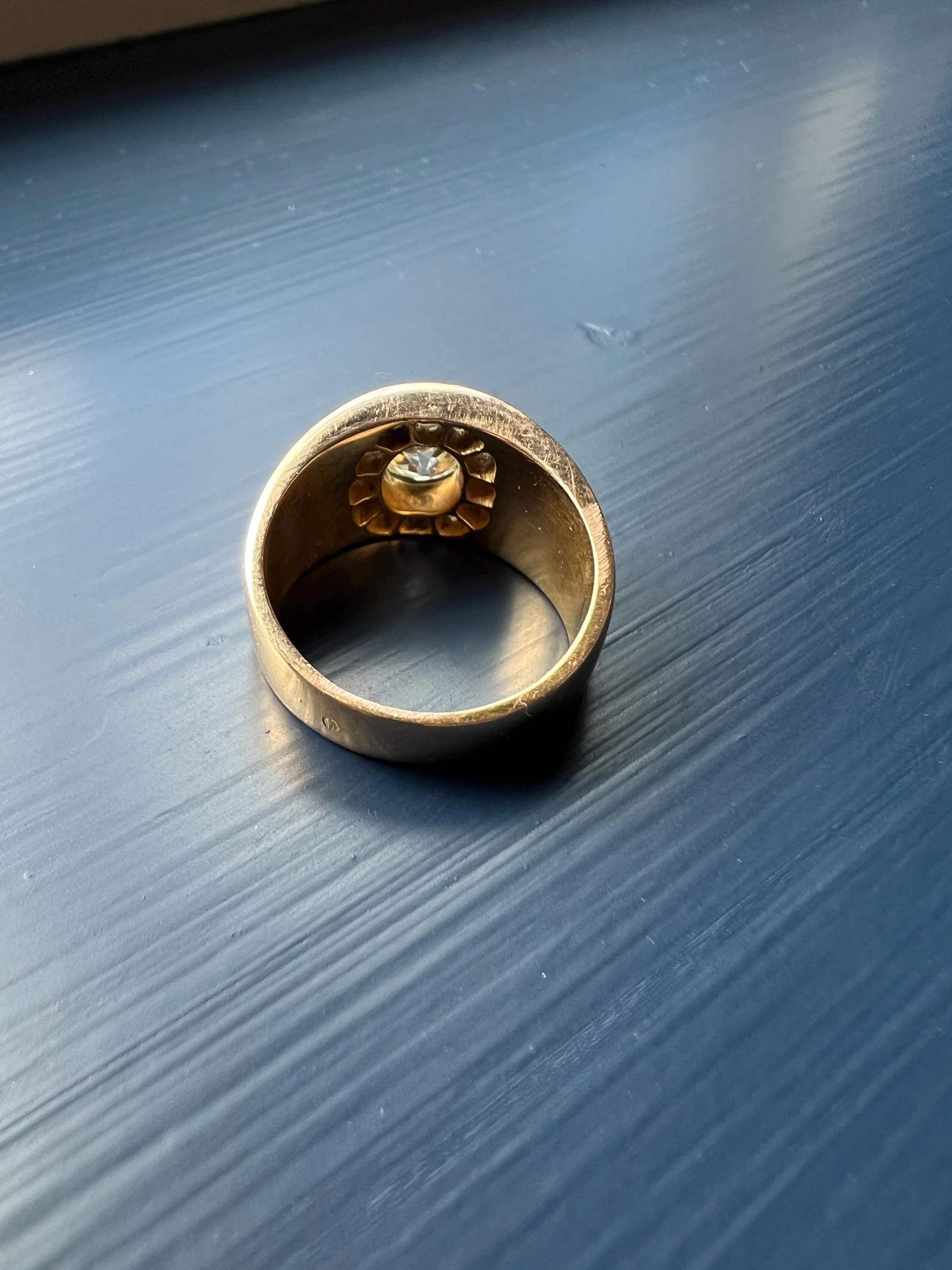ANTIQUE 1 1/4 Carat Eye Clean Old Mine Cut DIAMONDS Chunky 18k Gold 12mm Wide Cigar Band Cluster Halo Ring French Cobblestone - Image 10