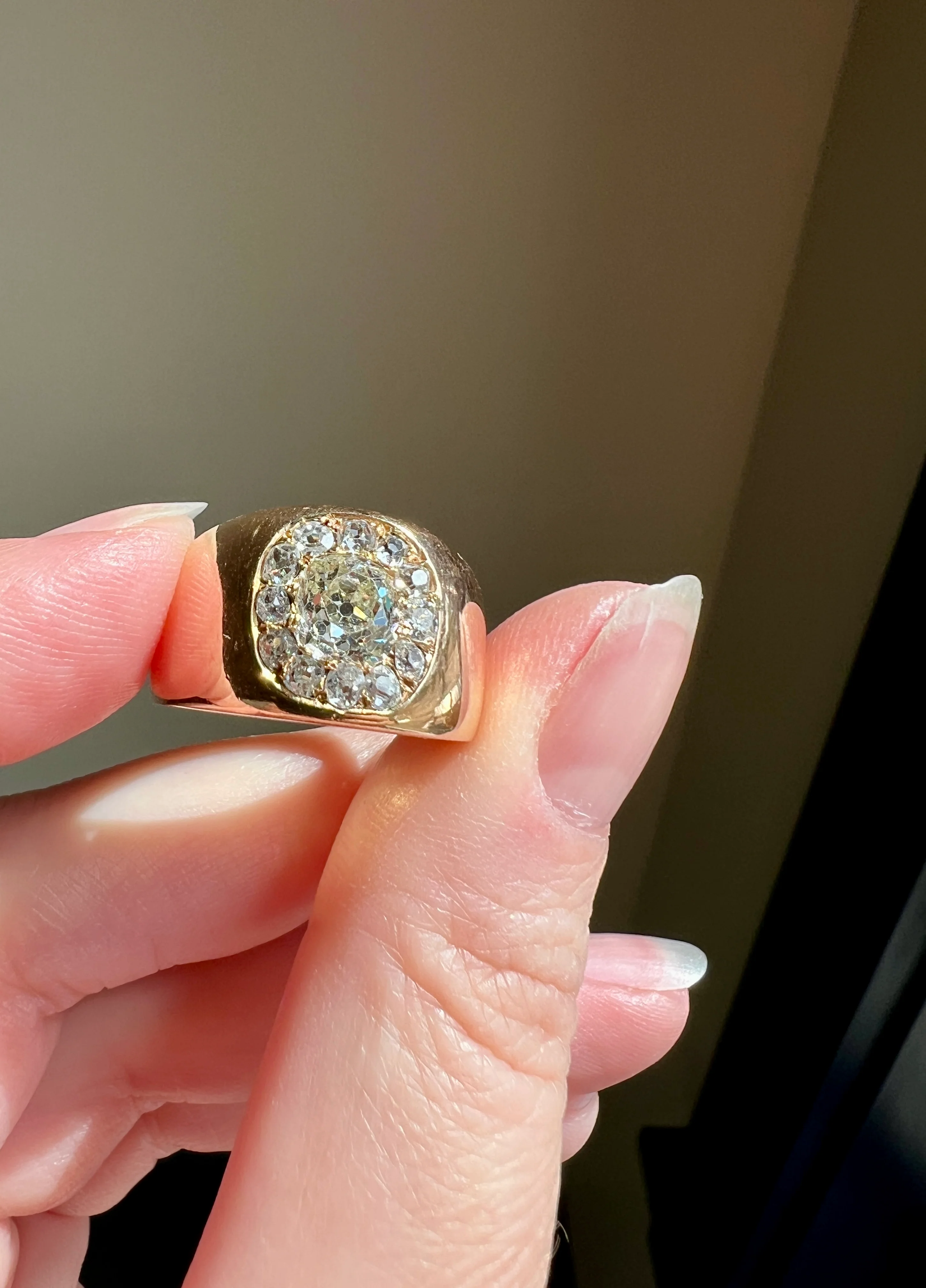 ANTIQUE 1 1/4 Carat Eye Clean Old Mine Cut DIAMONDS Chunky 18k Gold 12mm Wide Cigar Band Cluster Halo Ring French Cobblestone - Image 19