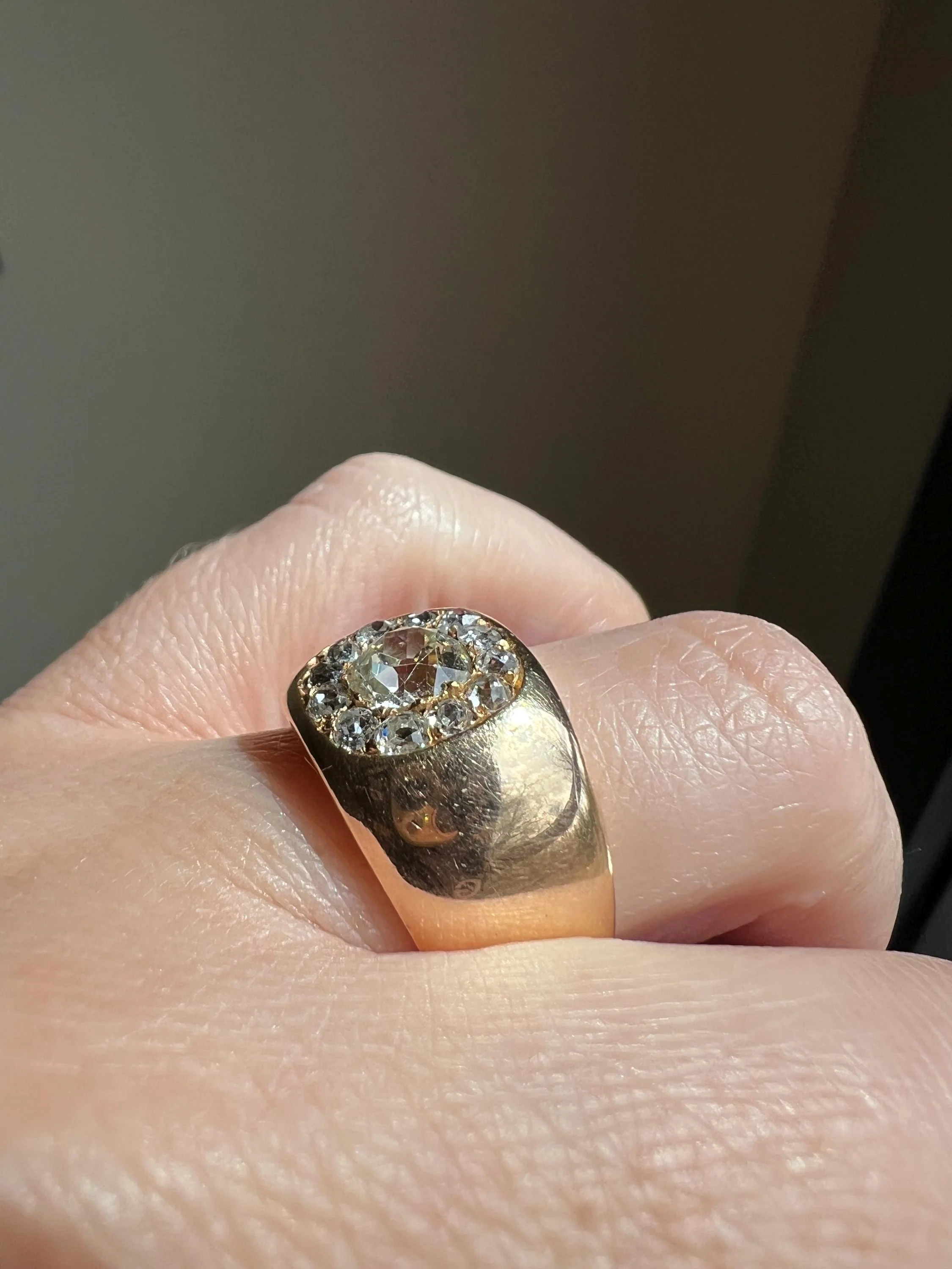 ANTIQUE 1 1/4 Carat Eye Clean Old Mine Cut DIAMONDS Chunky 18k Gold 12mm Wide Cigar Band Cluster Halo Ring French Cobblestone - Image 6