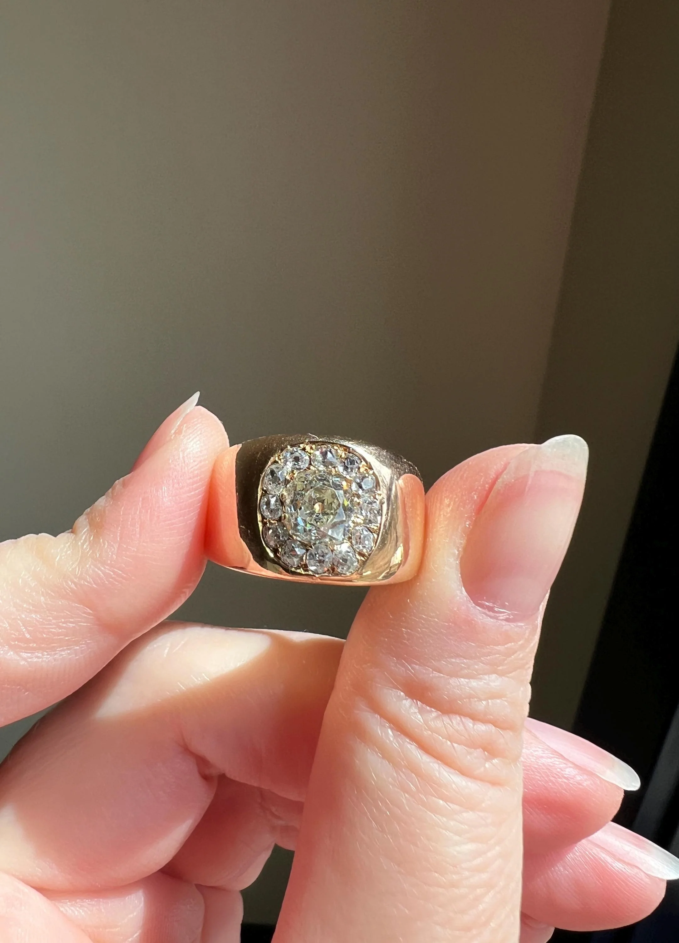 ANTIQUE 1 1/4 Carat Eye Clean Old Mine Cut DIAMONDS Chunky 18k Gold 12mm Wide Cigar Band Cluster Halo Ring French Cobblestone - Image 7