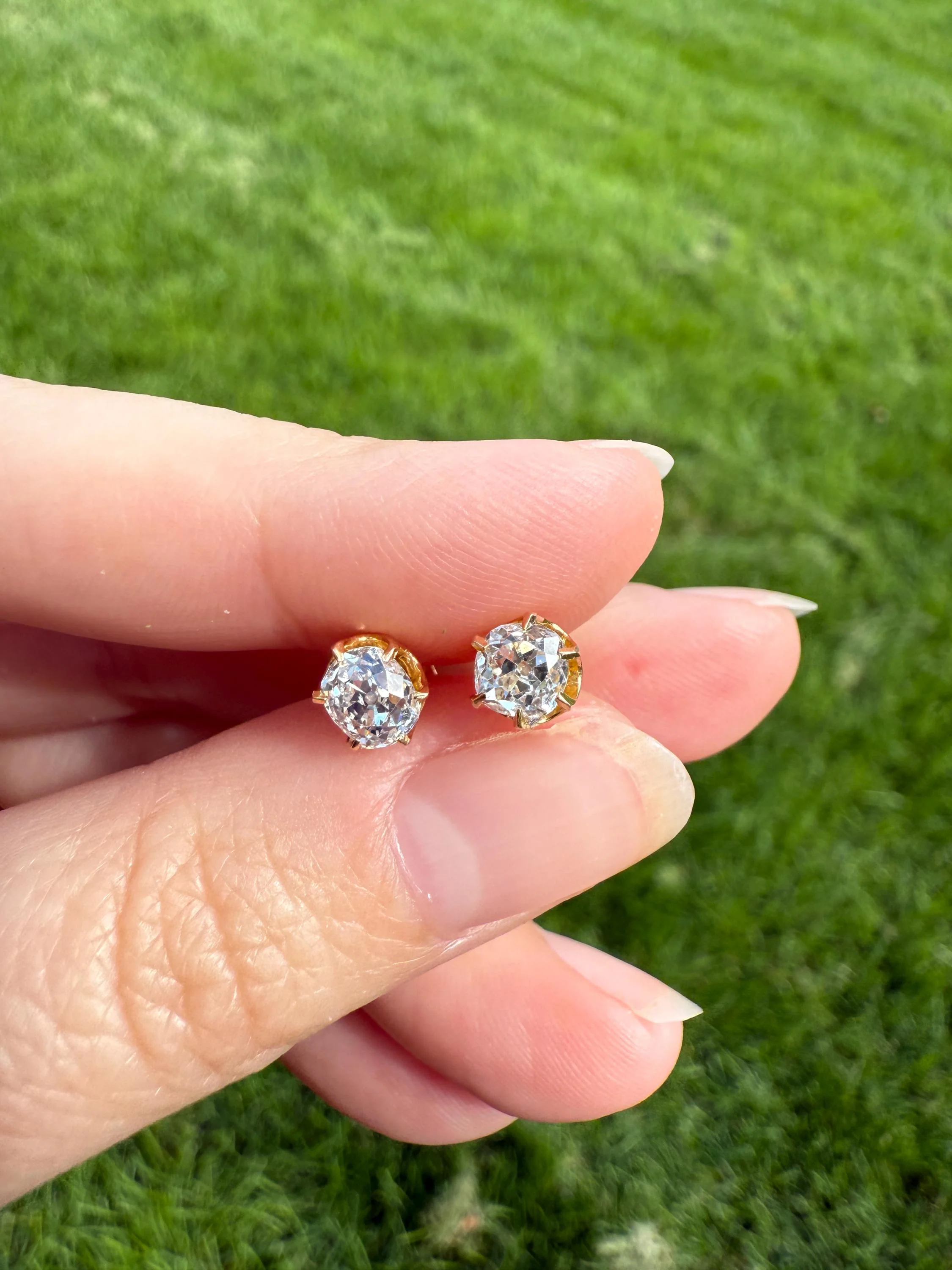 Antique 1 Carat 1Ctw. Cushion Cut Old Mine Cut DIAMOND Stud Earrings 18k GOLD Setting 9k Backs - Image 21