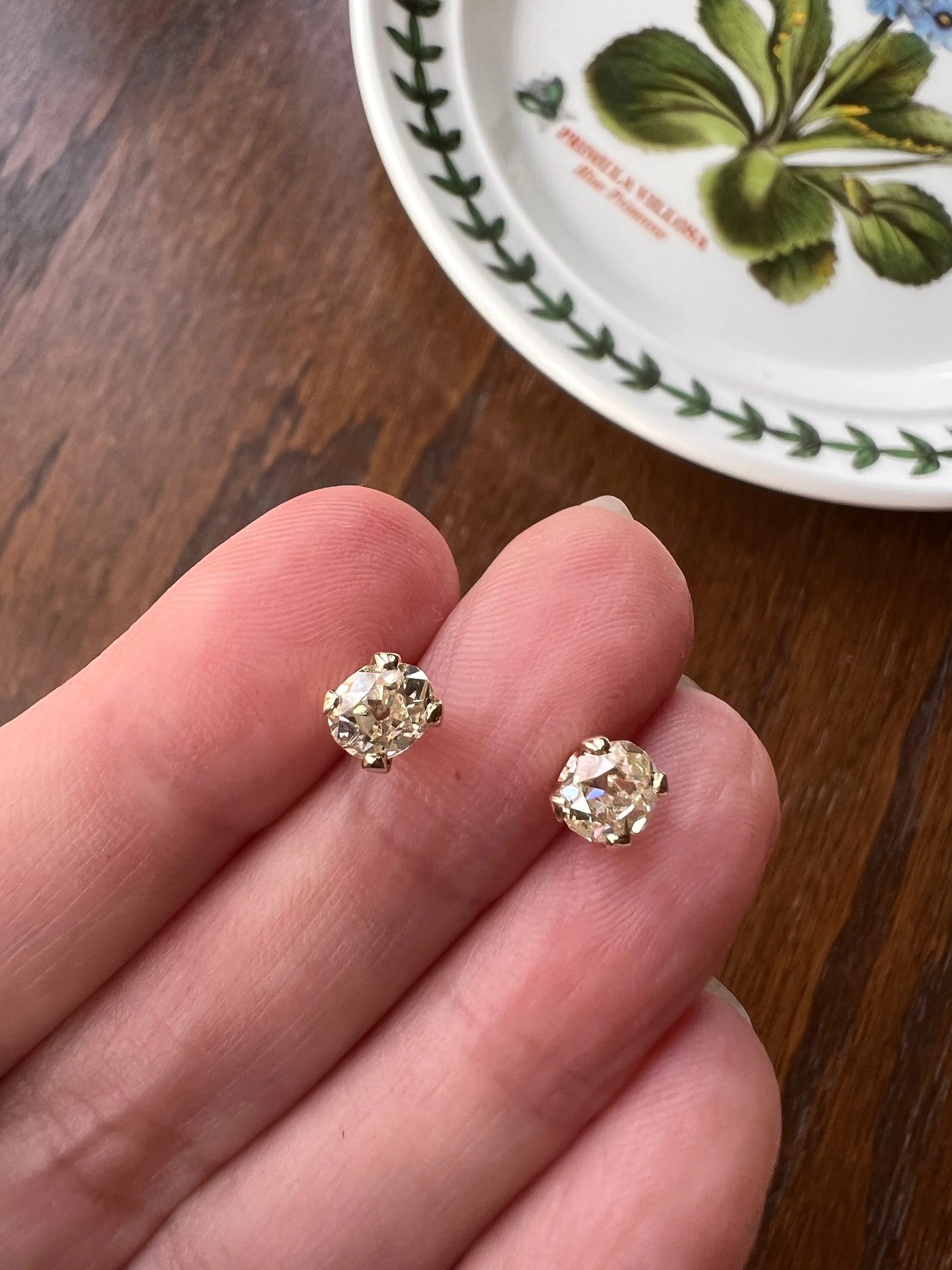 Antique 1 Carat 1Ctw. OVAL Light Yellow Cape Color Old Mine Cut DIAMOND Stud Earrings w/ Certificate 18k White GOLD - Image 5