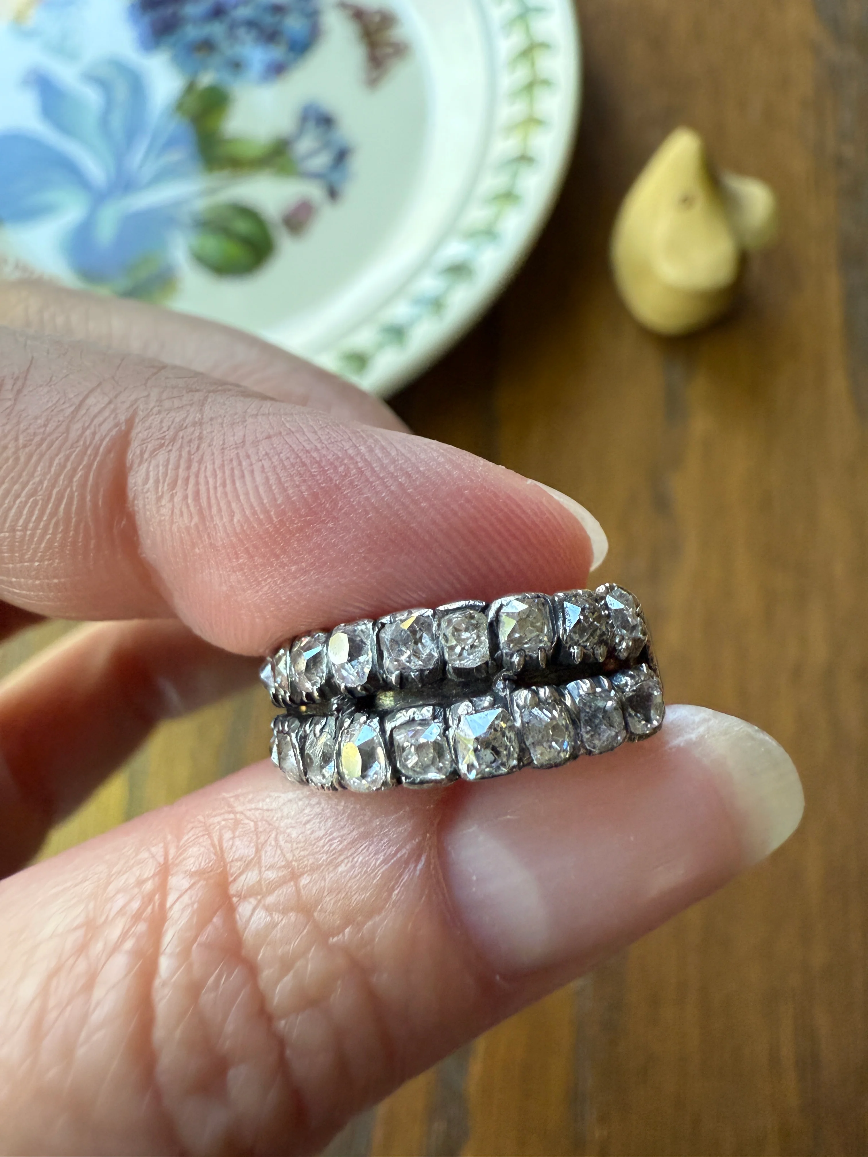 Antique 1.25 Carat Chunky Old Mine Cut DIAMOND Georgian 10k Gold Half Hoop Cigar Band Double Row Ring - Image 24