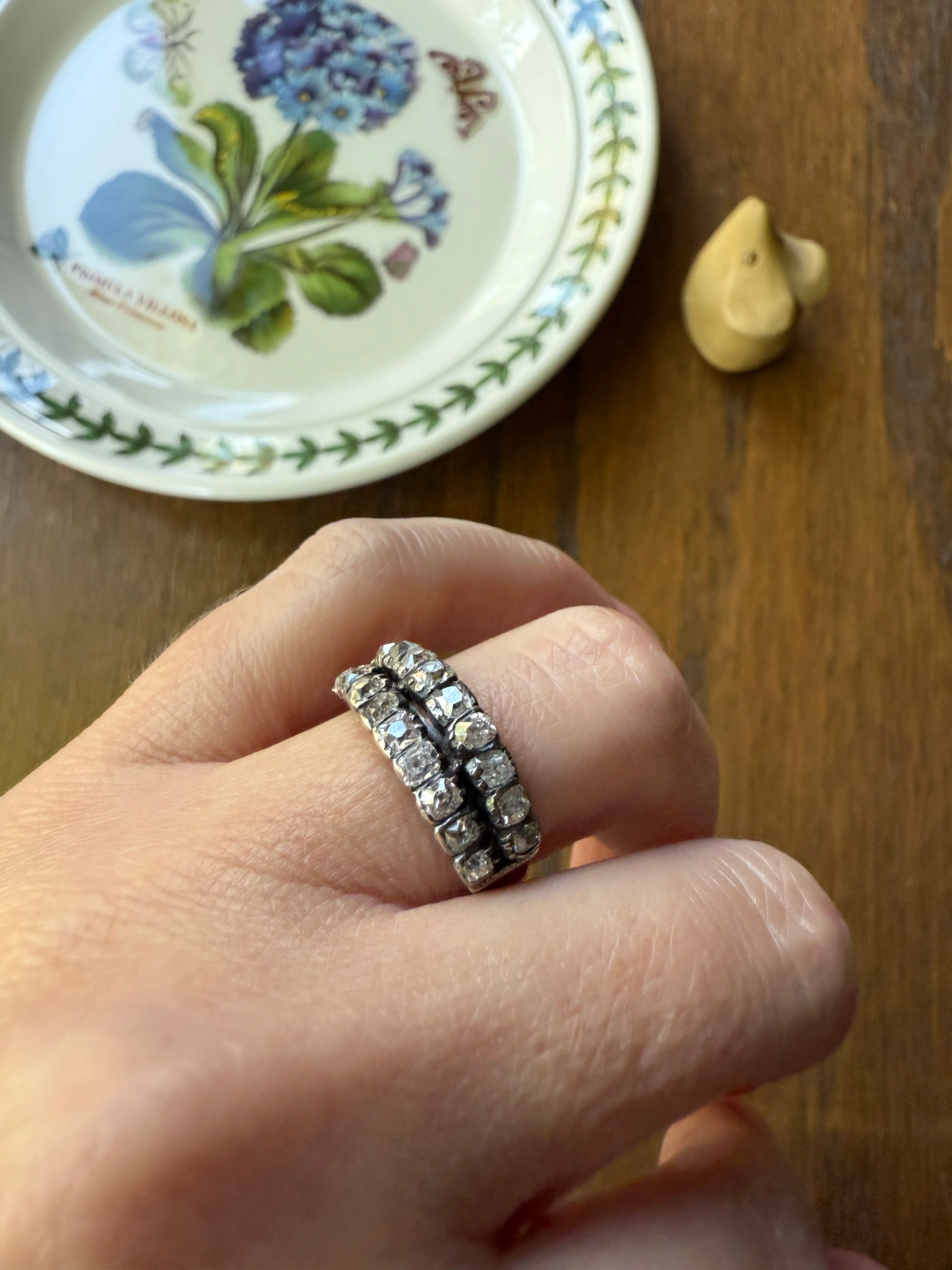 Antique 1.25 Carat Chunky Old Mine Cut DIAMOND Georgian 10k Gold Half Hoop Cigar Band Double Row Ring - Image 27