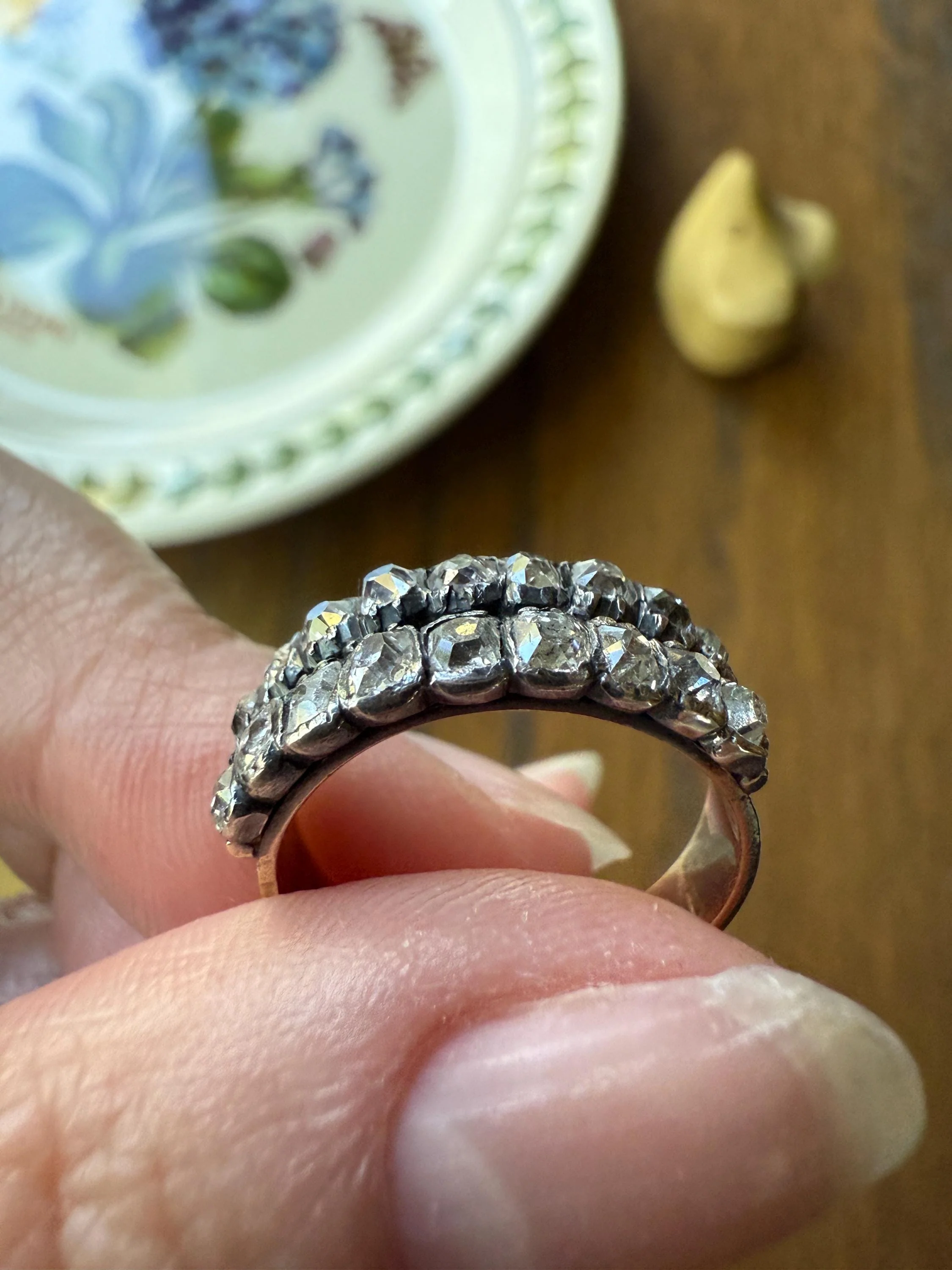Antique 1.25 Carat Chunky Old Mine Cut DIAMOND Georgian 10k Gold Half Hoop Cigar Band Double Row Ring - Image 3