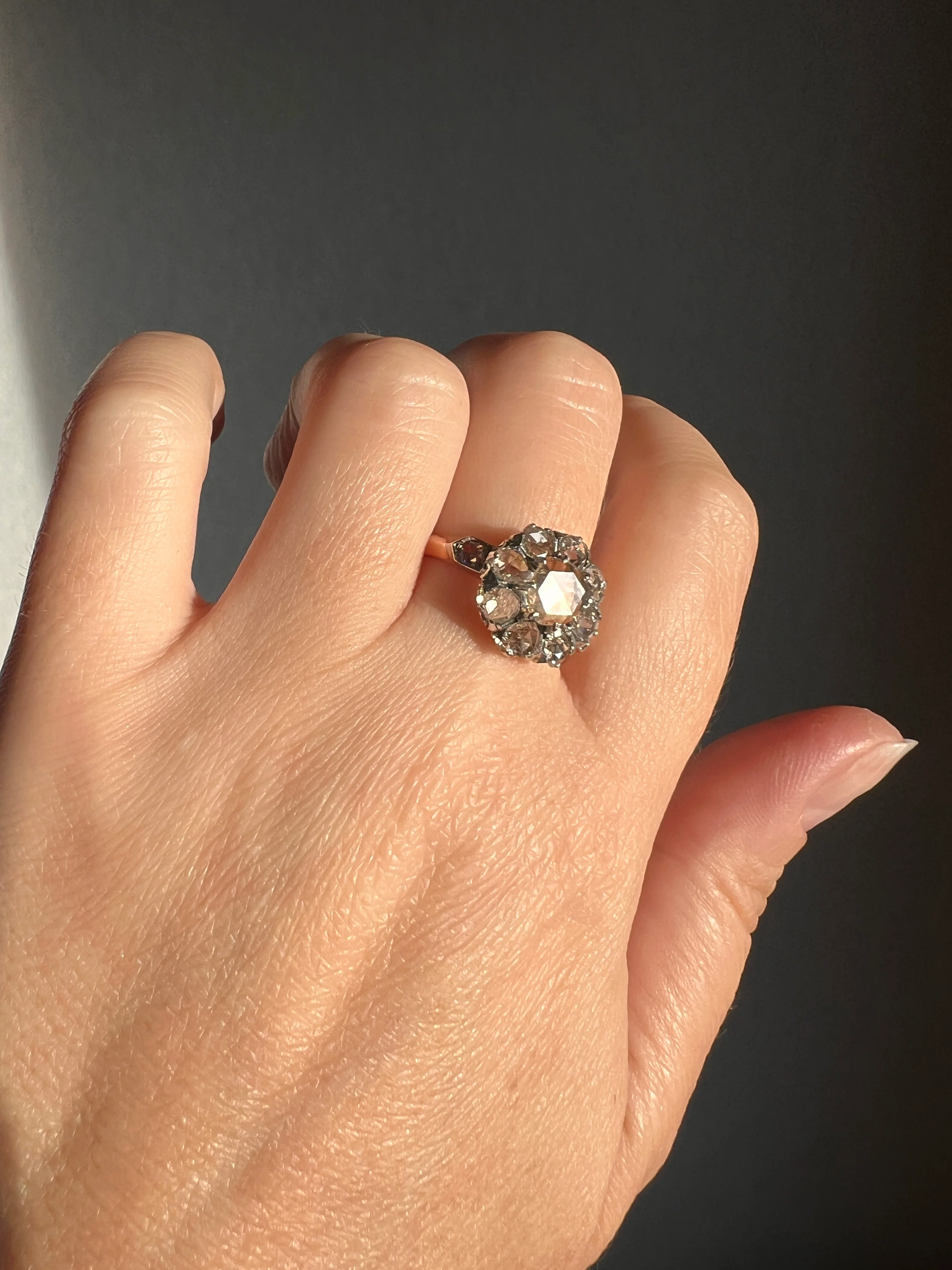 ANTIQUE 1.3 CARAT Rose Cut DIAMOND Clear Disco Daisy Cluster Ring French Victorian Era 18k Gold Platinum - Image 16