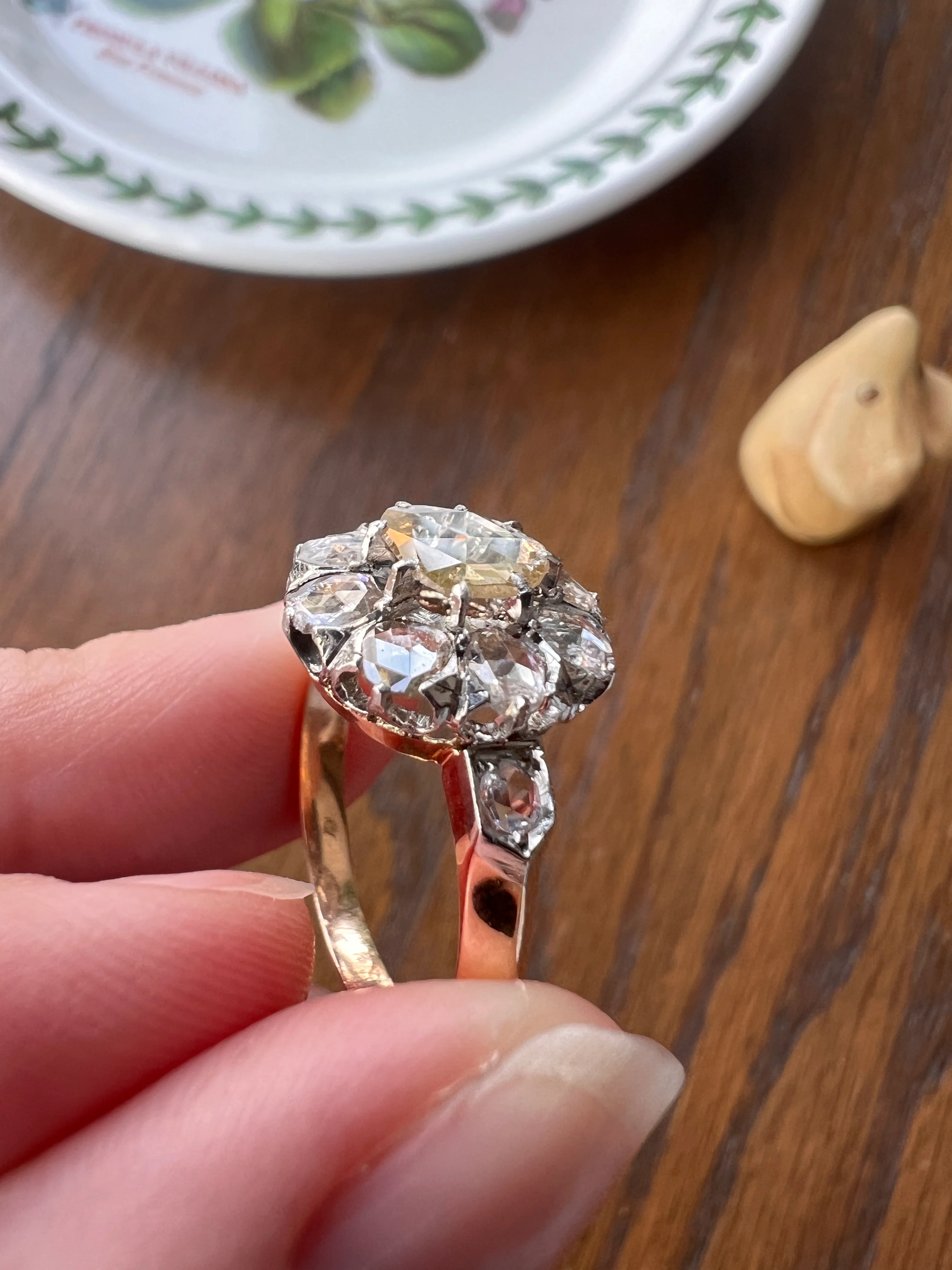 ANTIQUE 1.3 CARAT Rose Cut DIAMOND Clear Disco Daisy Cluster Ring French Victorian Era 18k Gold Platinum - Image 24