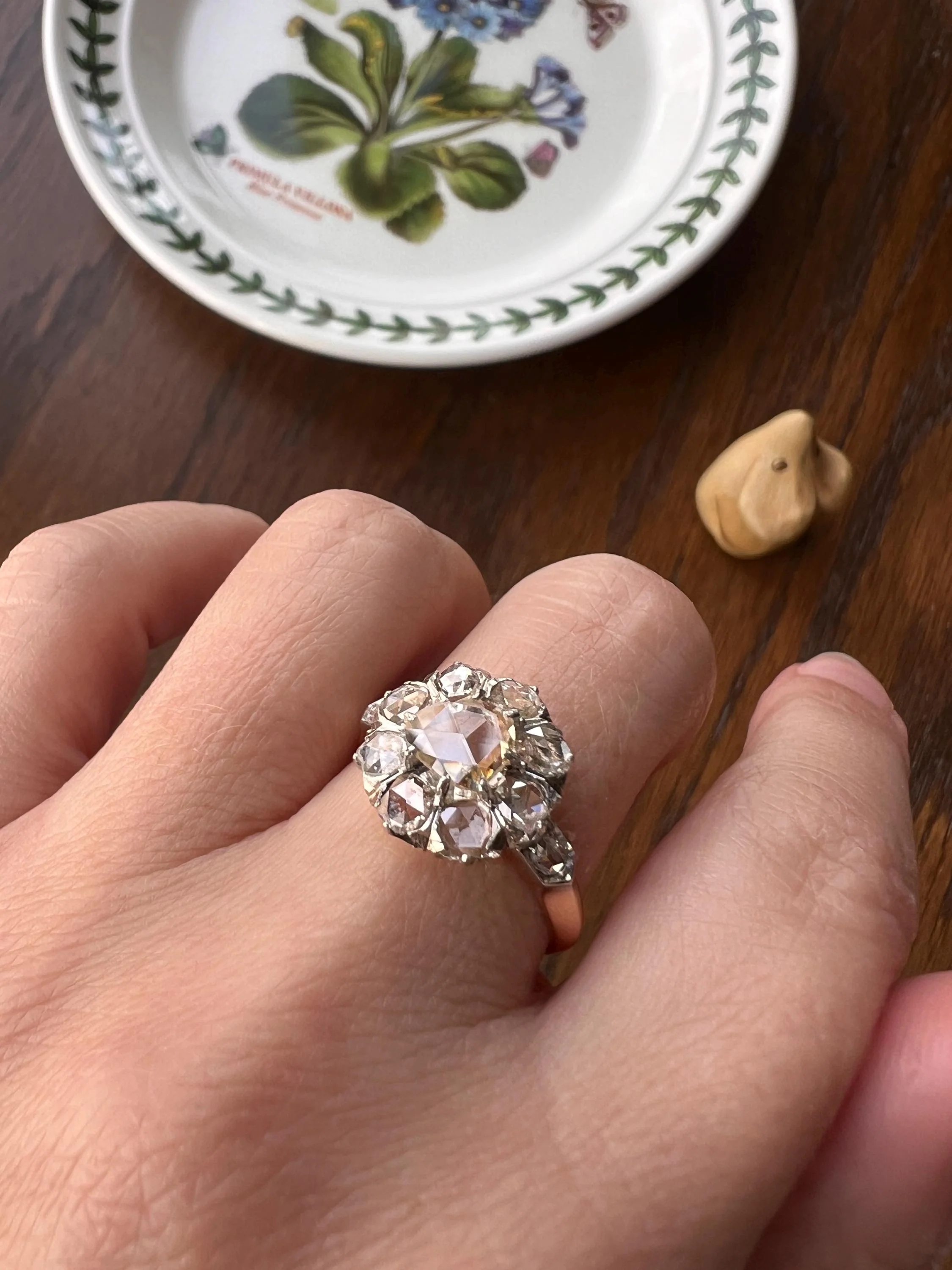 ANTIQUE 1.3 CARAT Rose Cut DIAMOND Clear Disco Daisy Cluster Ring French Victorian Era 18k Gold Platinum - Image 3