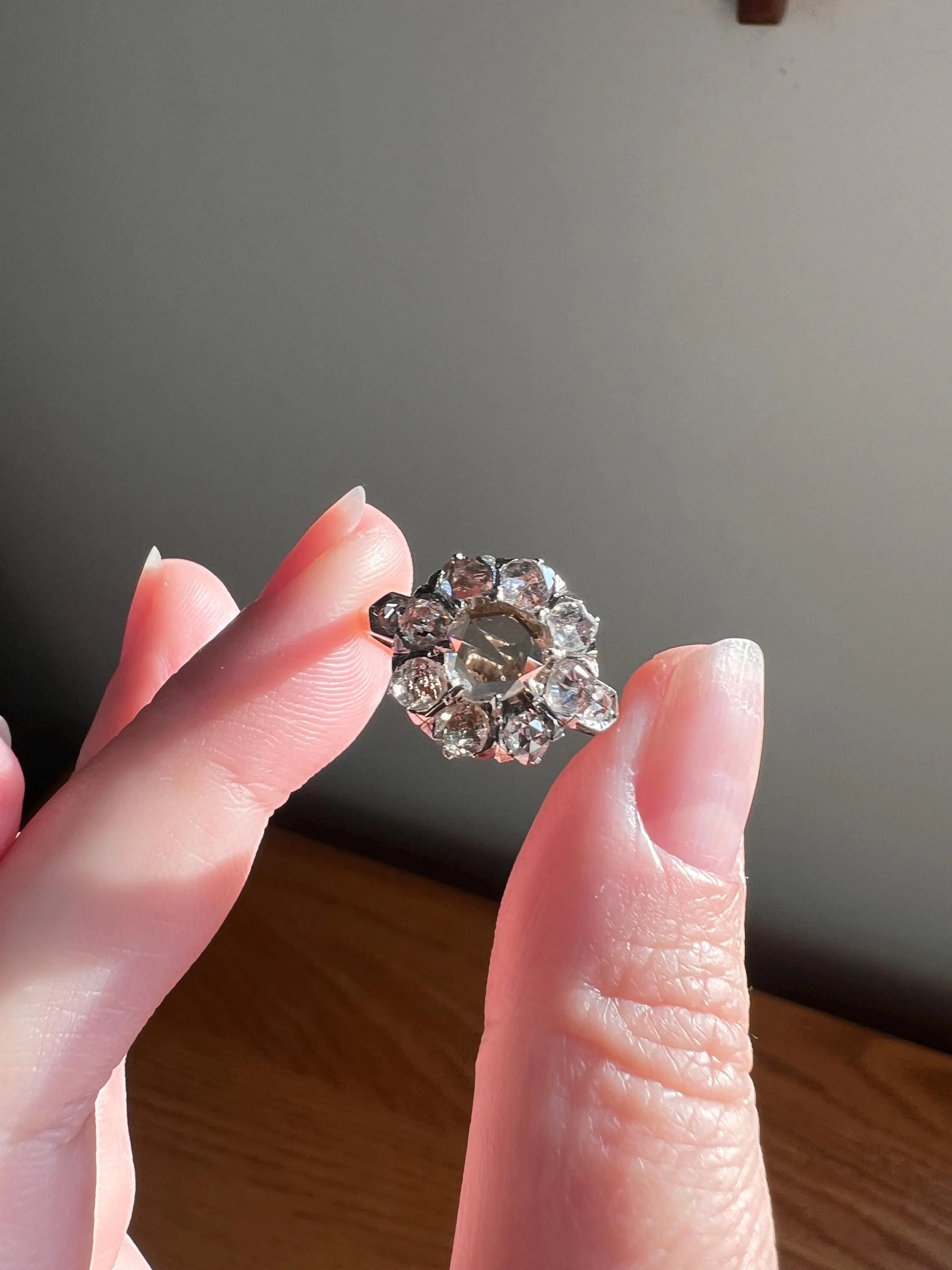 ANTIQUE 1.3 CARAT Rose Cut DIAMOND Clear Disco Daisy Cluster Ring French Victorian Era 18k Gold Platinum - Image 5