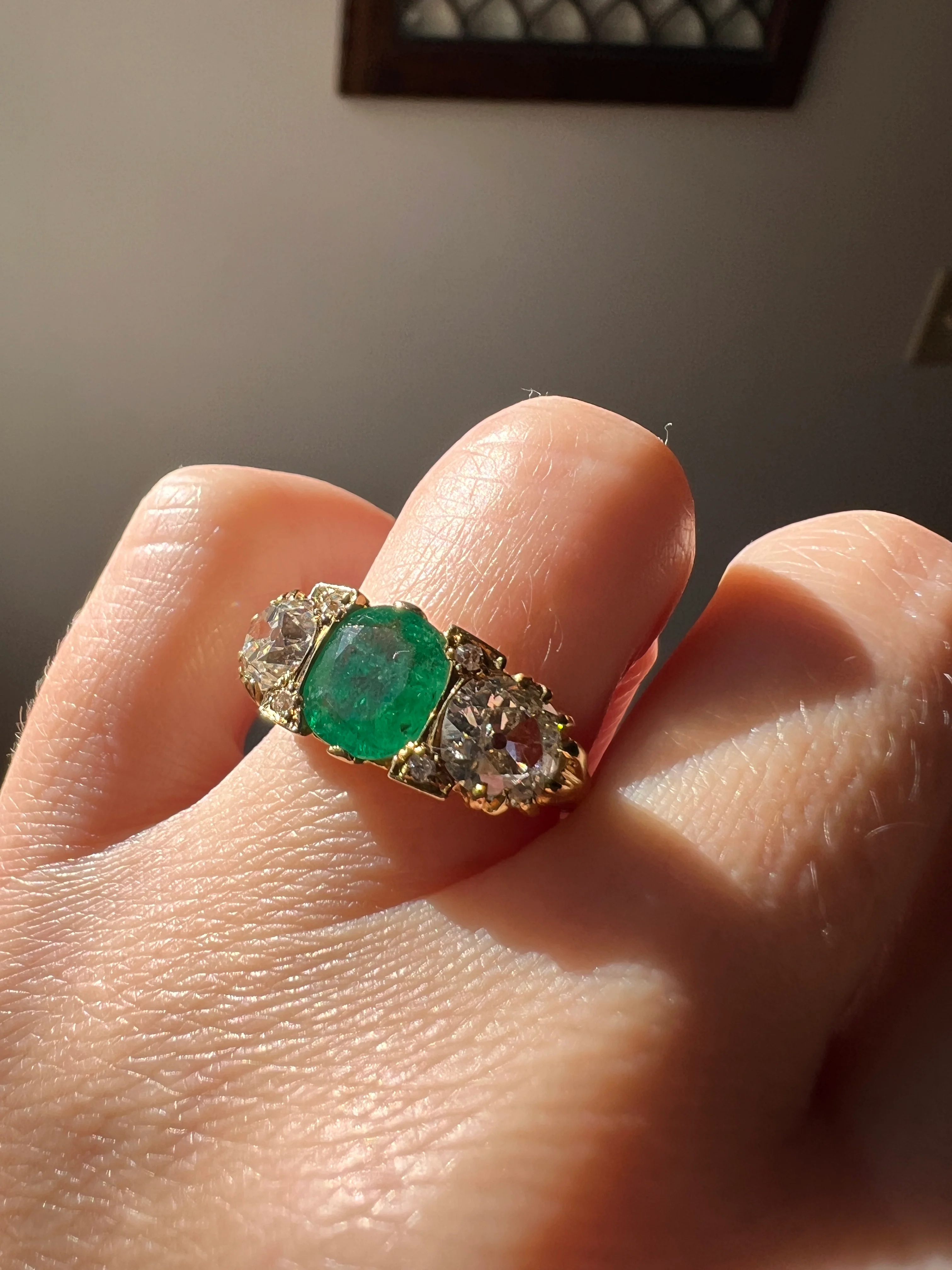Antique 1.5 Carat Natural EMERALD & 1.9 Carat Tdw Eye Clean Old Mine Cut DIAMOND Three Stone Ring 18k Gold - Image 14