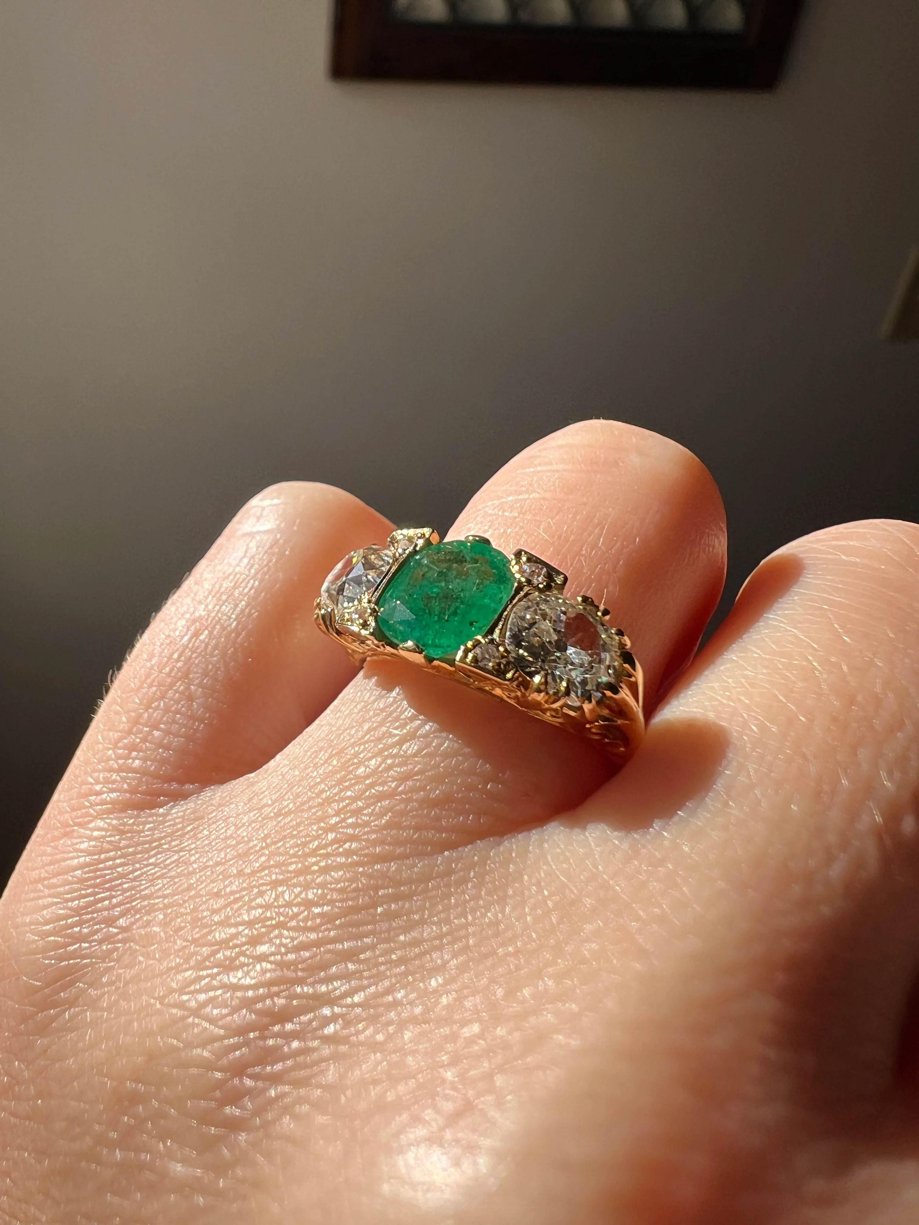Antique 1.5 Carat Natural EMERALD & 1.9 Carat Tdw Eye Clean Old Mine Cut DIAMOND Three Stone Ring 18k Gold - Image 15
