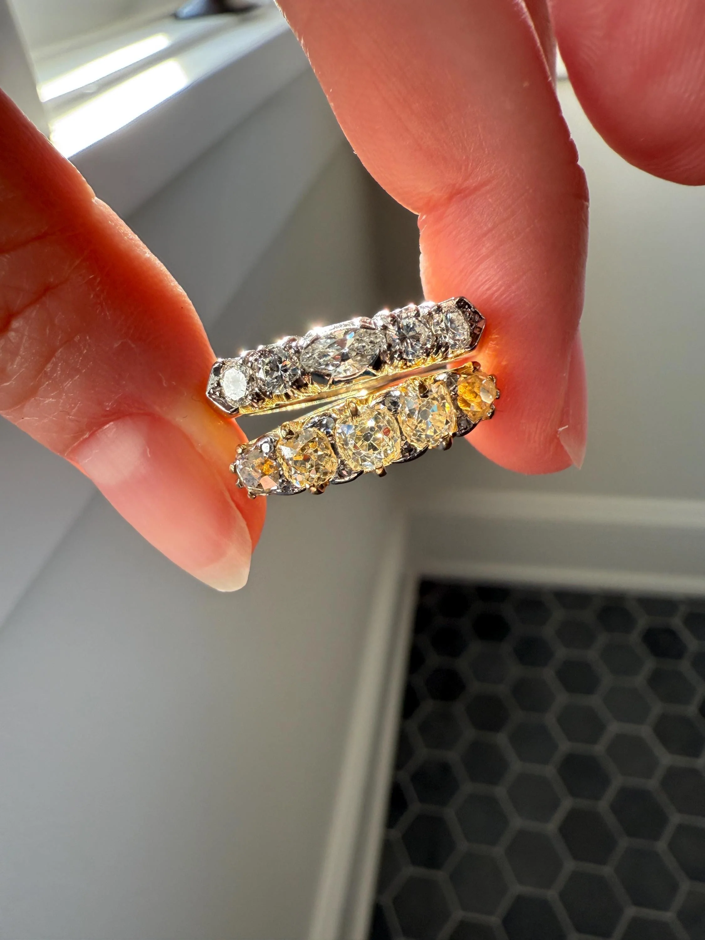 Antique 1.5 Carat Old Mine Cut DIAMOND 5 Five Stone Band Ring 18k Gold Rose Cut Spacers Gemset Prongs Scrolled Victorian Romantic Gift - Image 9