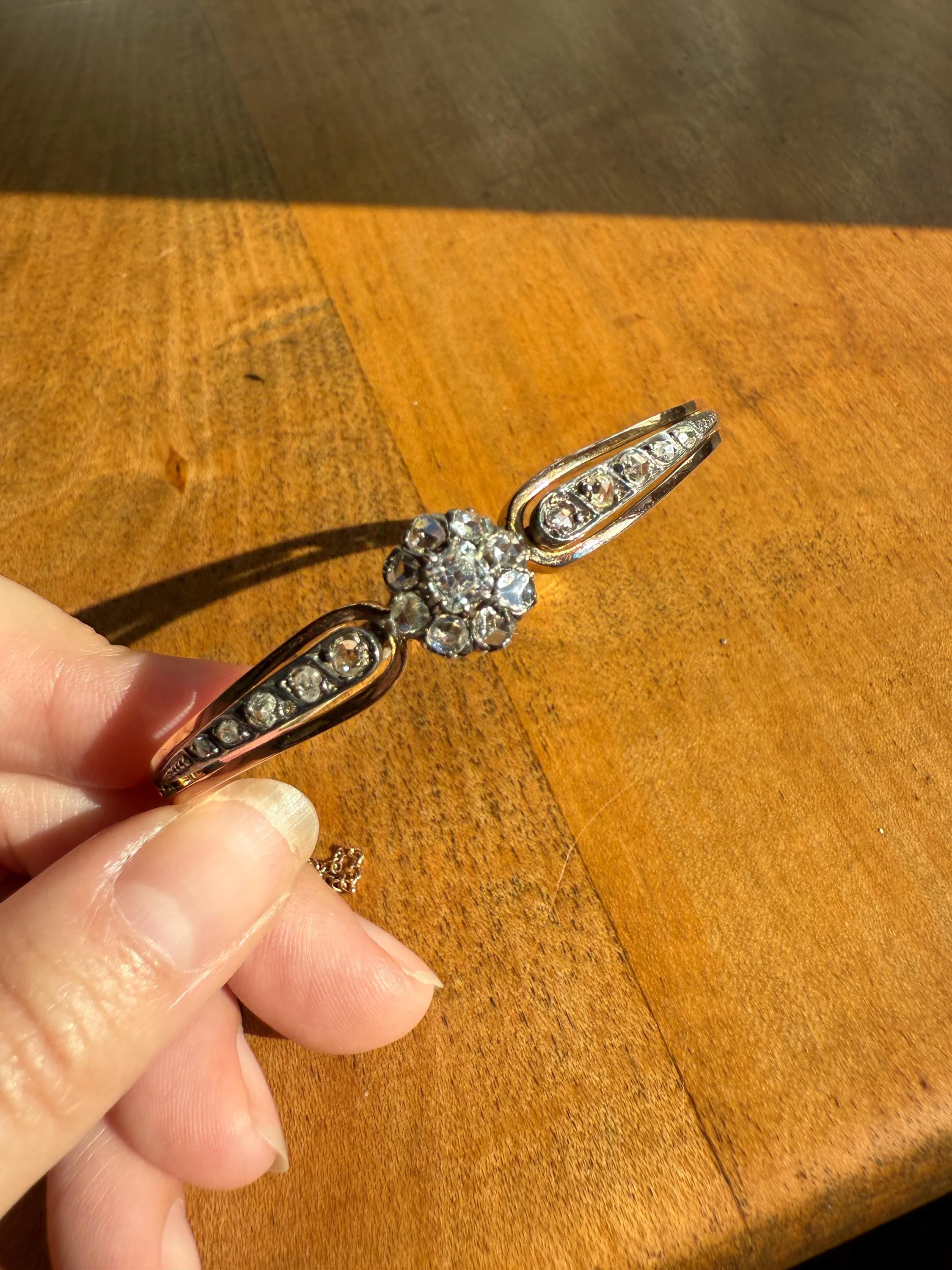 ANTIQUE 1.5Ctw Daisy CLUSTER Old Mine & Rose Cut DIAMONDS French Hinged Bangle Bracelet 18k Gold Silver Belle Epoque OmC Victorian Hallmark - Image 13