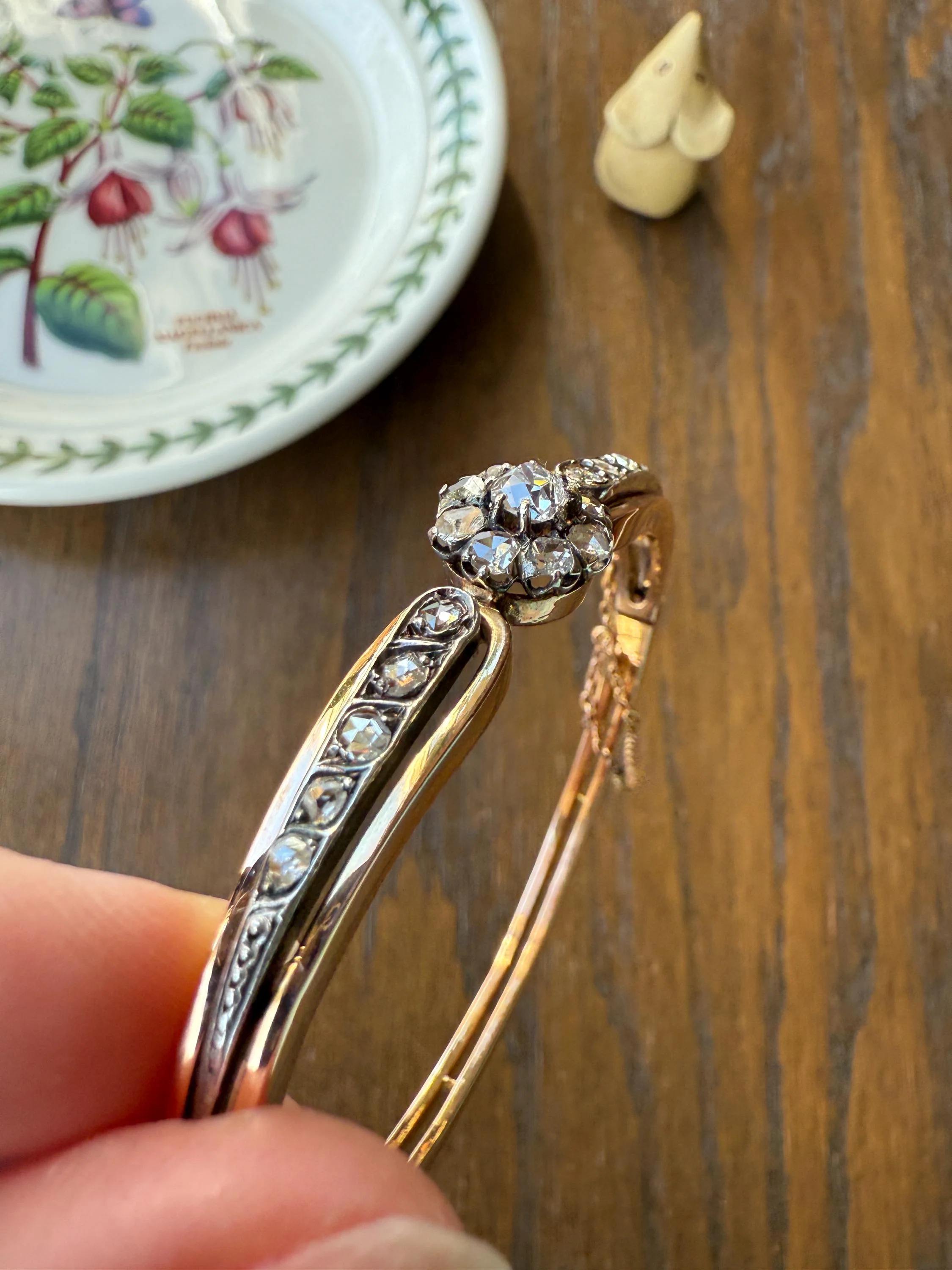 ANTIQUE 1.5Ctw Daisy CLUSTER Old Mine & Rose Cut DIAMONDS French Hinged Bangle Bracelet 18k Gold Silver Belle Epoque OmC Victorian Hallmark - Image 14