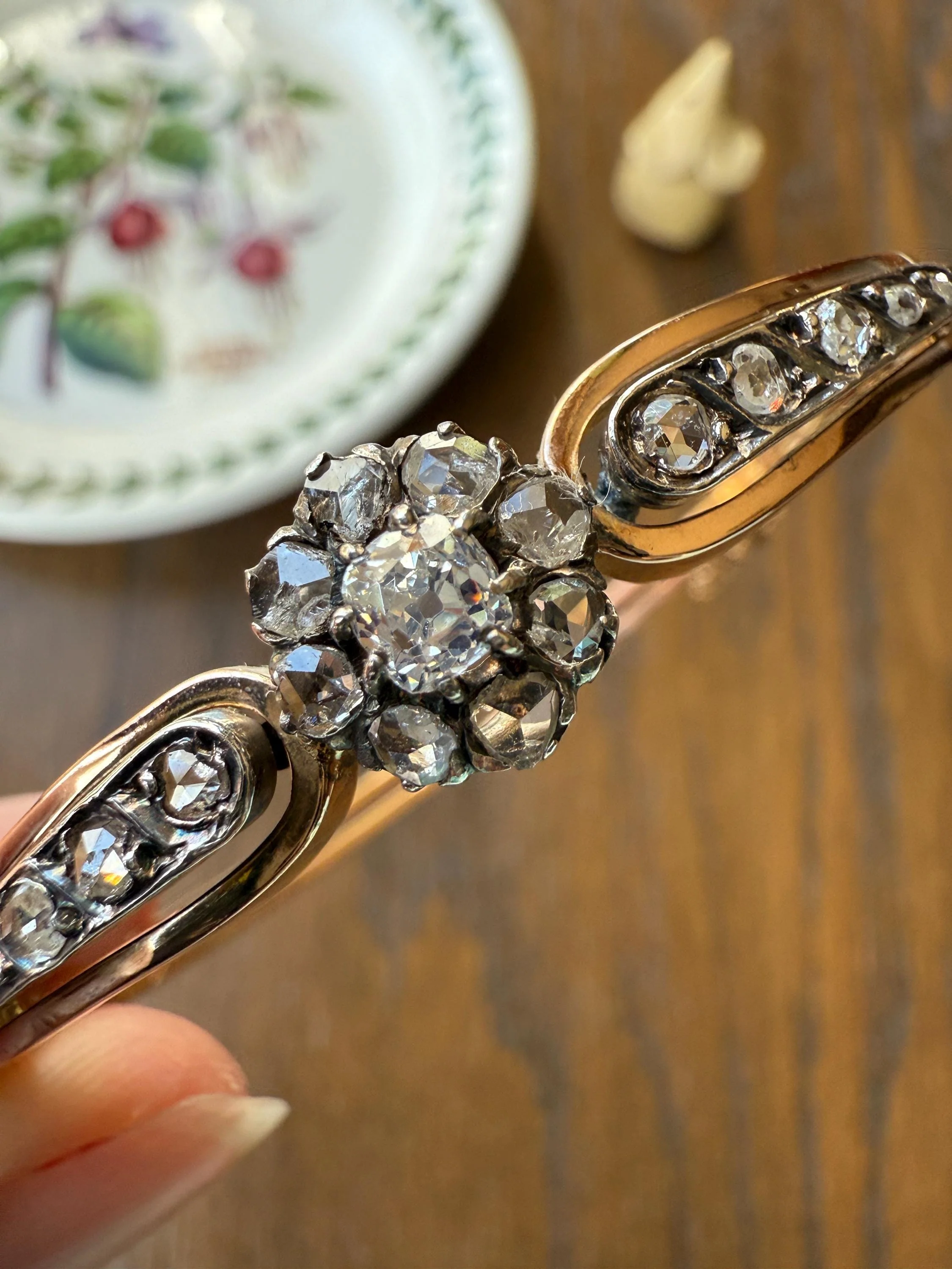 ANTIQUE 1.5Ctw Daisy CLUSTER Old Mine & Rose Cut DIAMONDS French Hinged Bangle Bracelet 18k Gold Silver Belle Epoque OmC Victorian Hallmark - Image 8