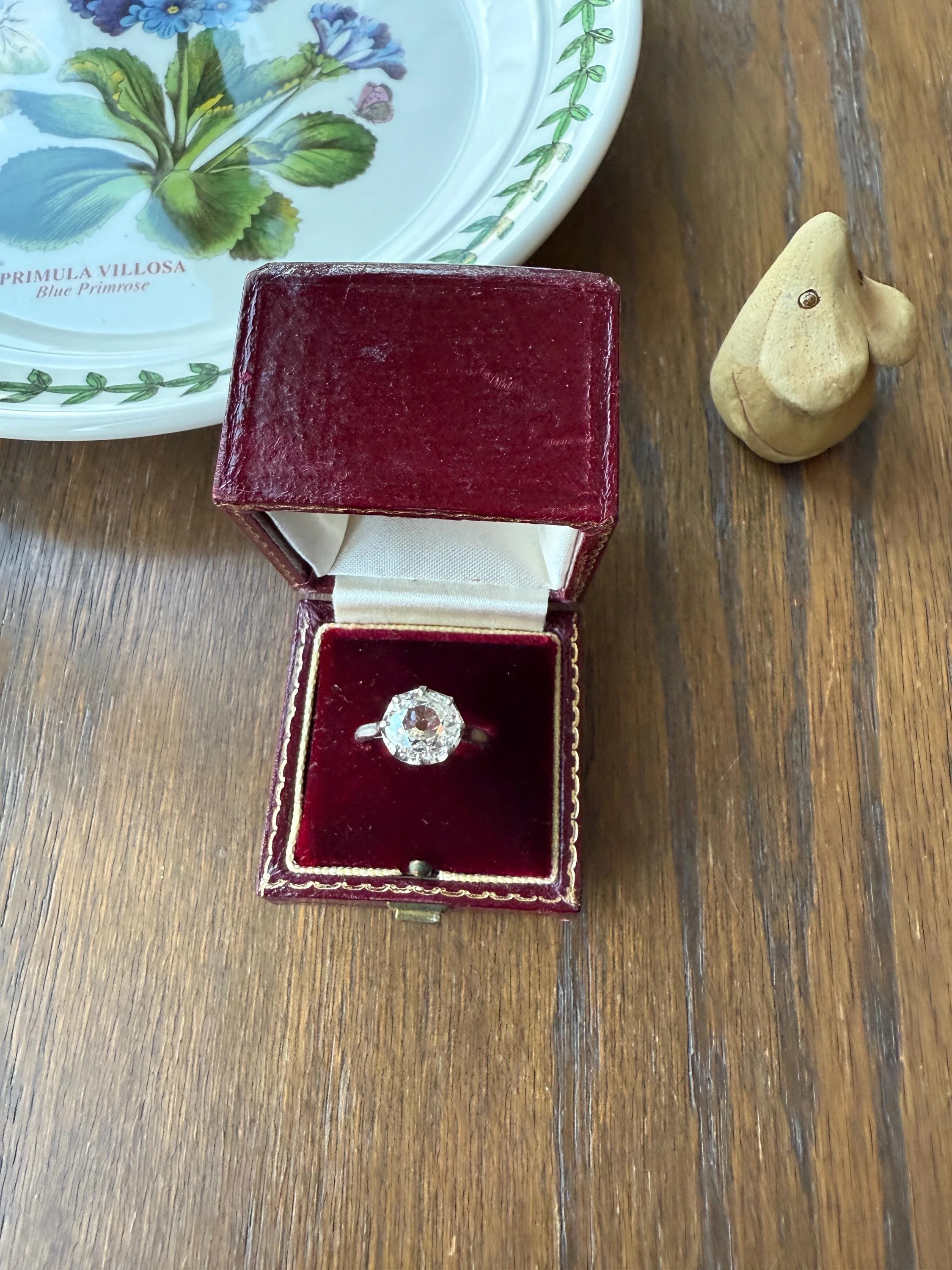 Antique 1.75 Carat Old Mine Cut DIAMOND East West OVAL Solitaire French Engagement Ring 18k White Gold Rainbow Stacker Love Gift Spready OMC - Image 11