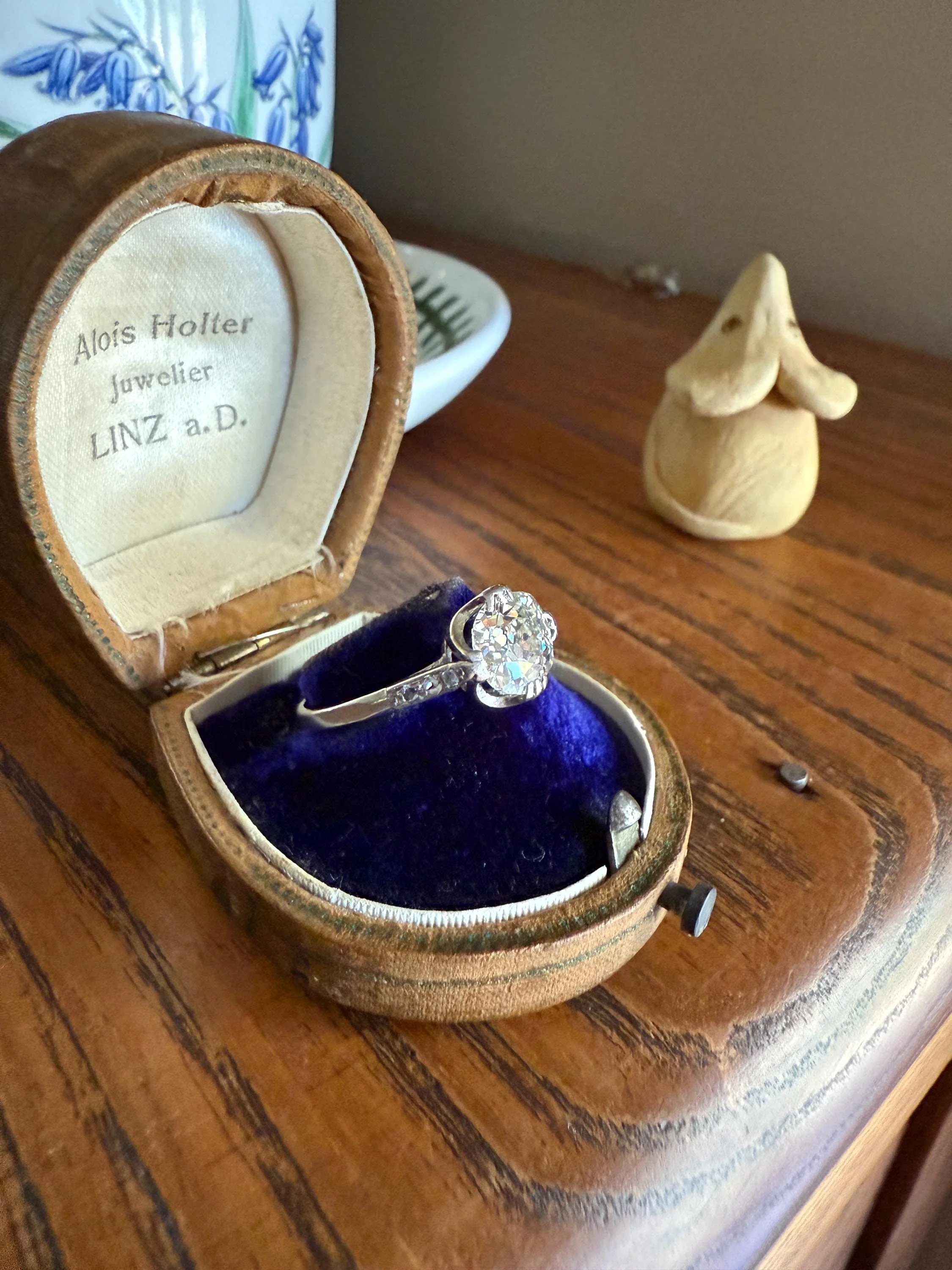 Antique 2 CARATS Tdw Old Mine Cut DIAMOND Solitaire French Engagement Ring with Rose Cut Accents Platinum Stacker Spready OMC - Image 9