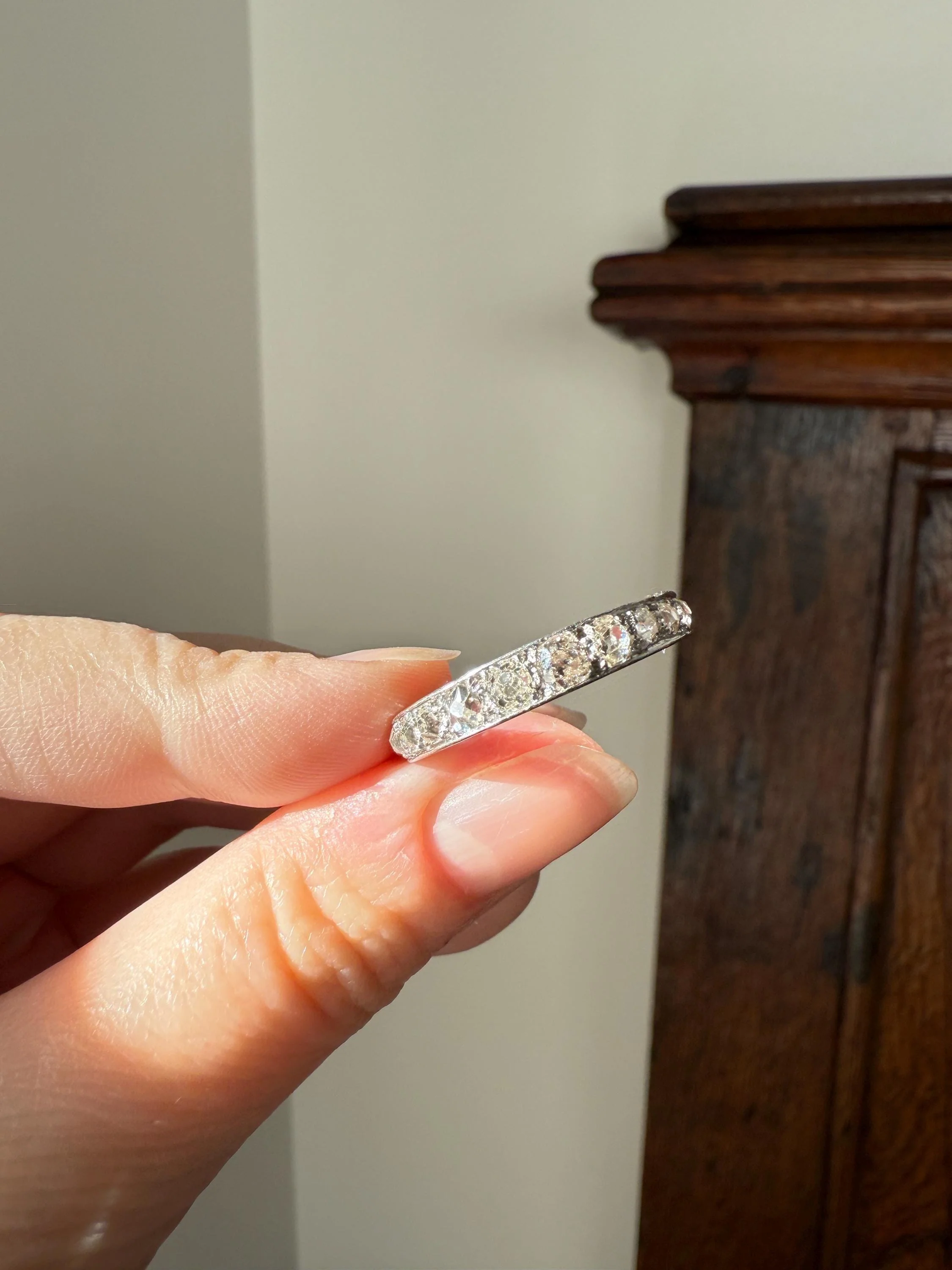 ANTIQUE 2.1 Carats Tapered 25 Old Mine Cut DIAMOND Full Eternity Band PLATINUM Ring Wedding Stacker Romantic Gift Edwardian Unisex Large Sz - Image 10