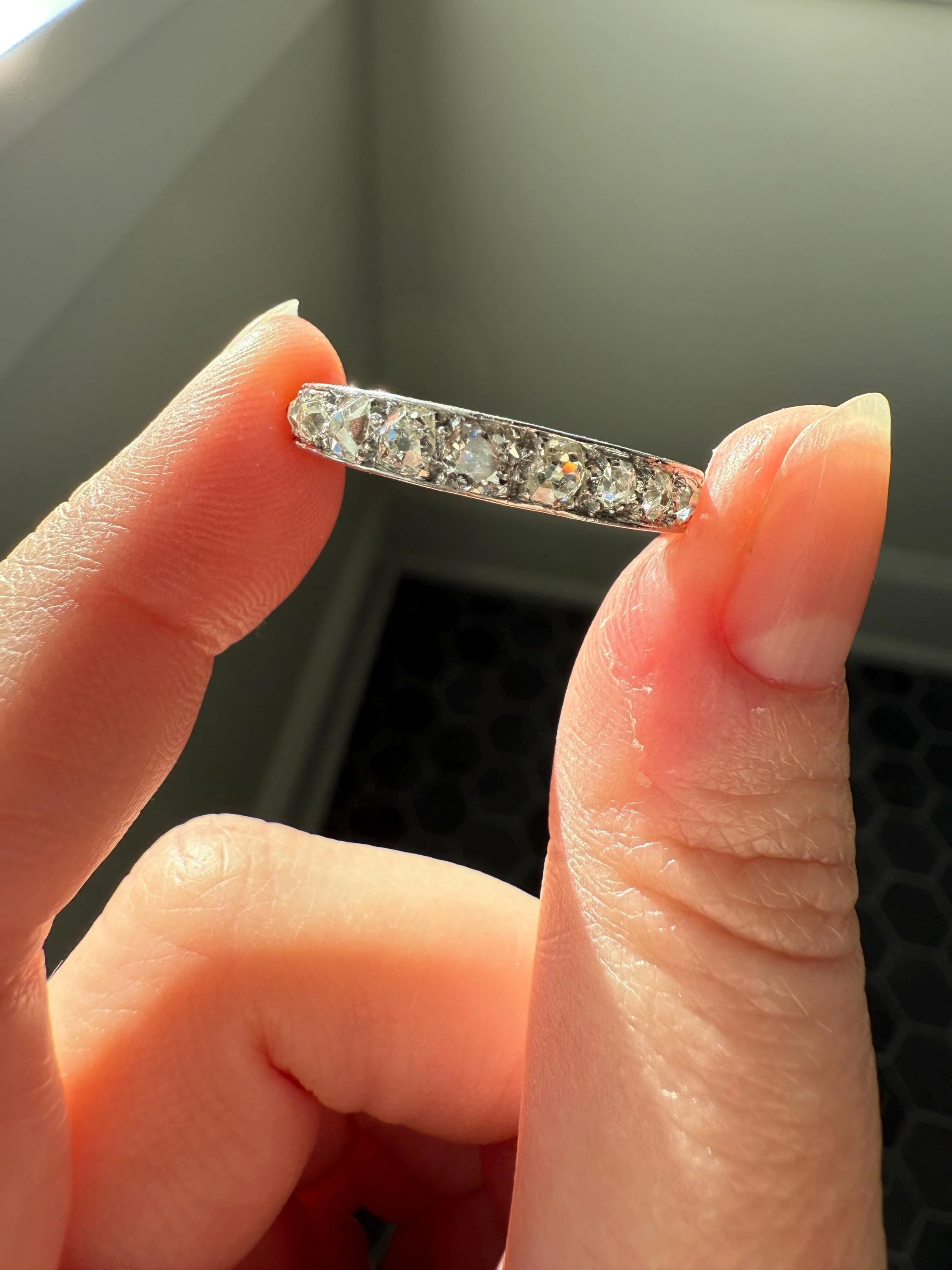 ANTIQUE 2.1 Carats Tapered 25 Old Mine Cut DIAMOND Full Eternity Band PLATINUM Ring Wedding Stacker Romantic Gift Edwardian Unisex Large Sz - Image 13