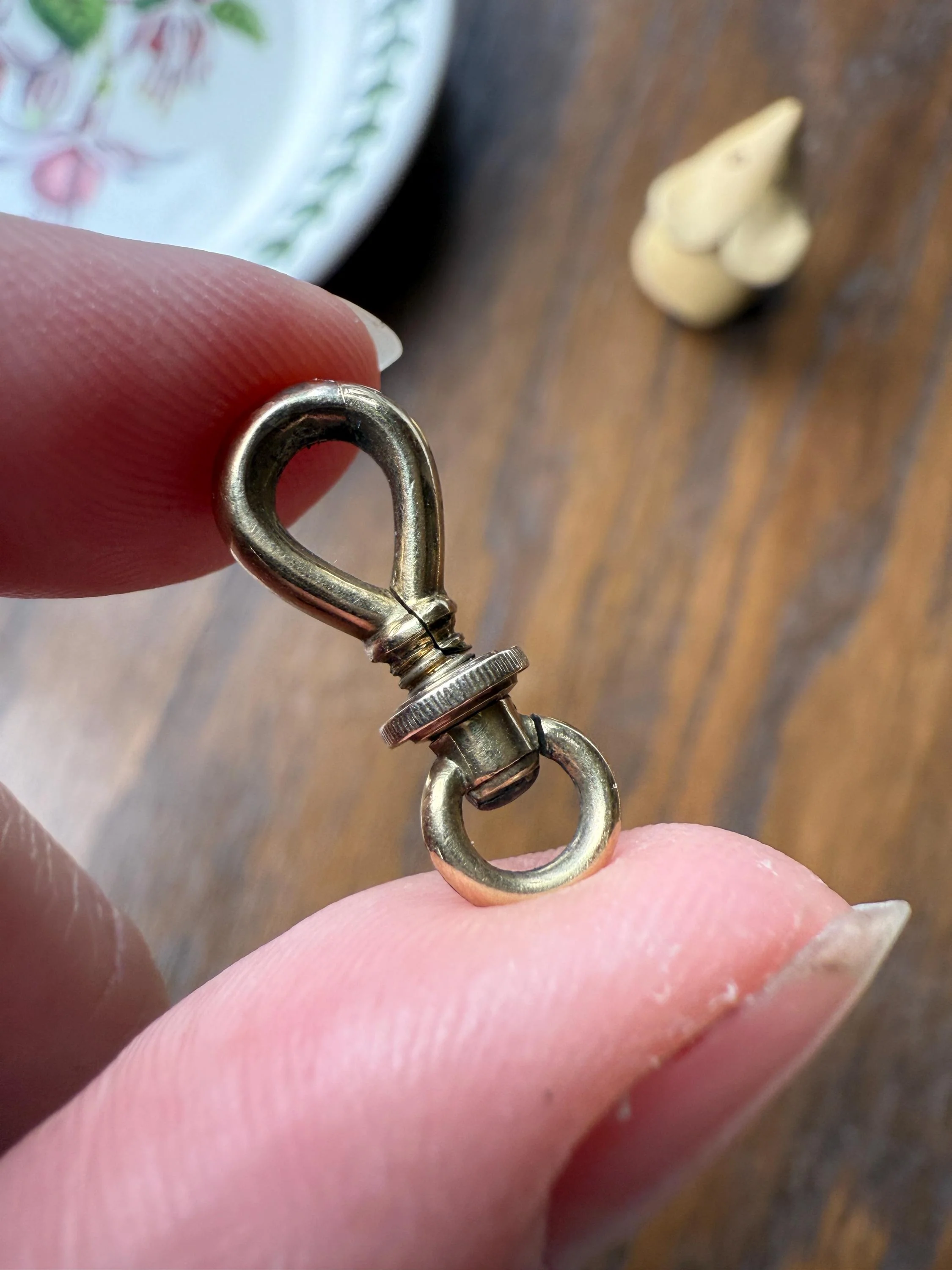 ANTIQUE 2.1g 14k GOLD Solid Victorian Screw Bolt Dog Clip Clasp Pendant Swivel Holder Connector Neckmess Neckstack Parts - Image 3