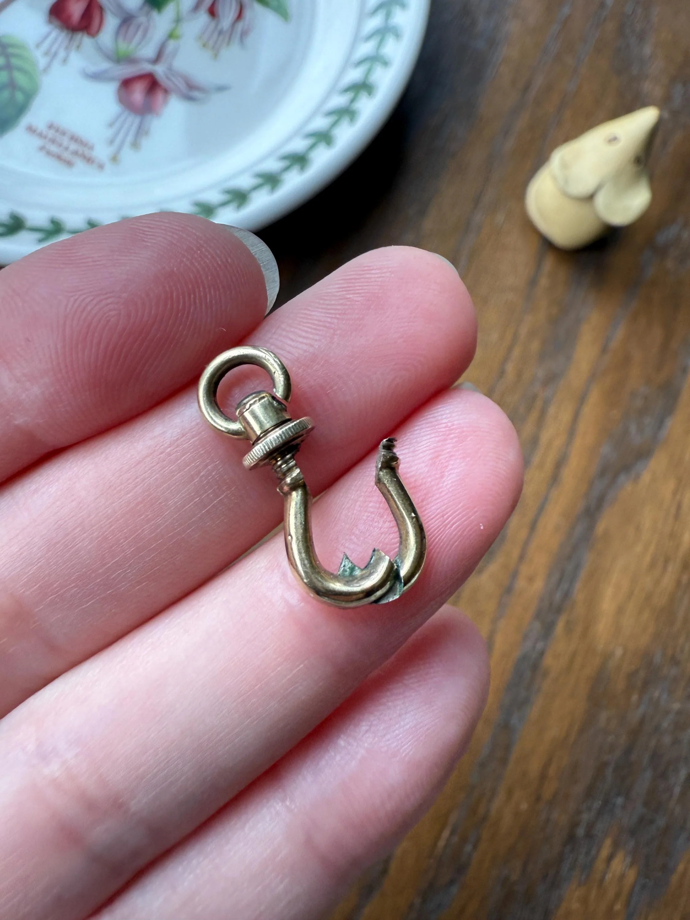 ANTIQUE 2.1g 14k GOLD Solid Victorian Screw Bolt Dog Clip Clasp Pendant Swivel Holder Connector Neckmess Neckstack Parts - Image 7