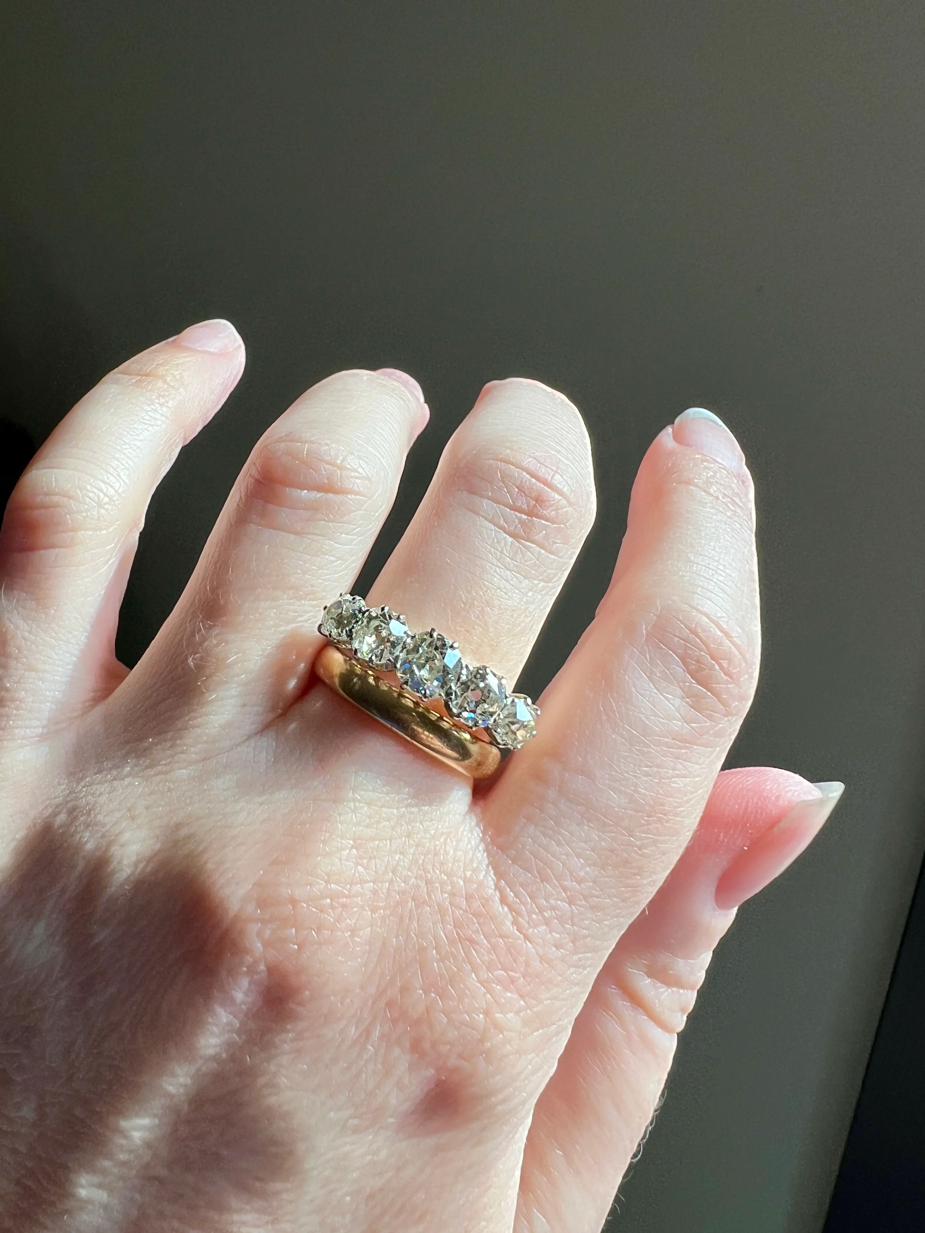 Antique 2.5 Carat Old Mine Cut DIAMOND 18k Gold Five Stone Ring Tall Band Romantic Gift Splayed Stacker - Image 17