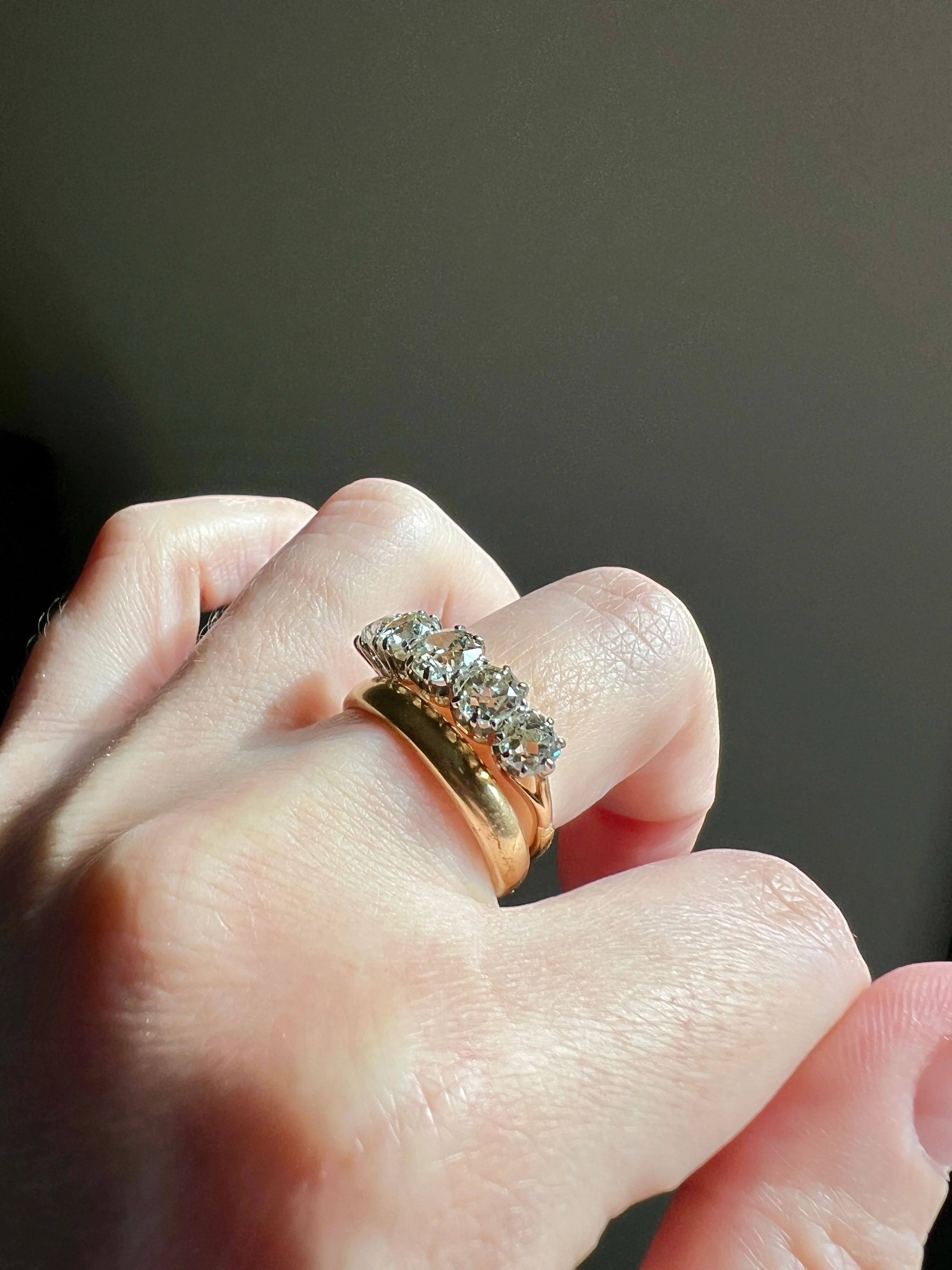 Antique 2.5 Carat Old Mine Cut DIAMOND 18k Gold Five Stone Ring Tall Band Romantic Gift Splayed Stacker - Image 18