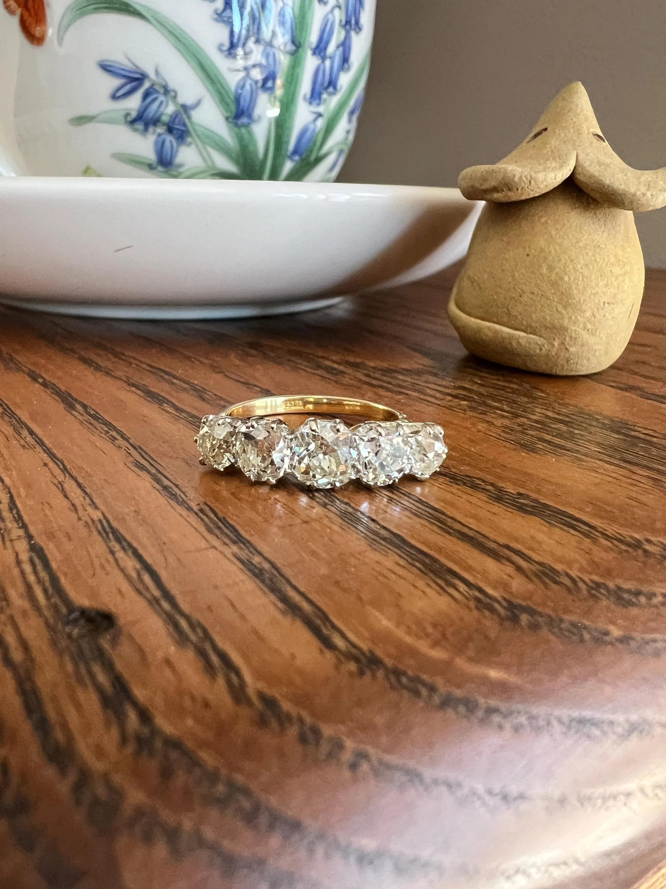 Antique 2.5 Carat Old Mine Cut DIAMOND 18k Gold Five Stone Ring Tall Band Romantic Gift Splayed Stacker - Image 25