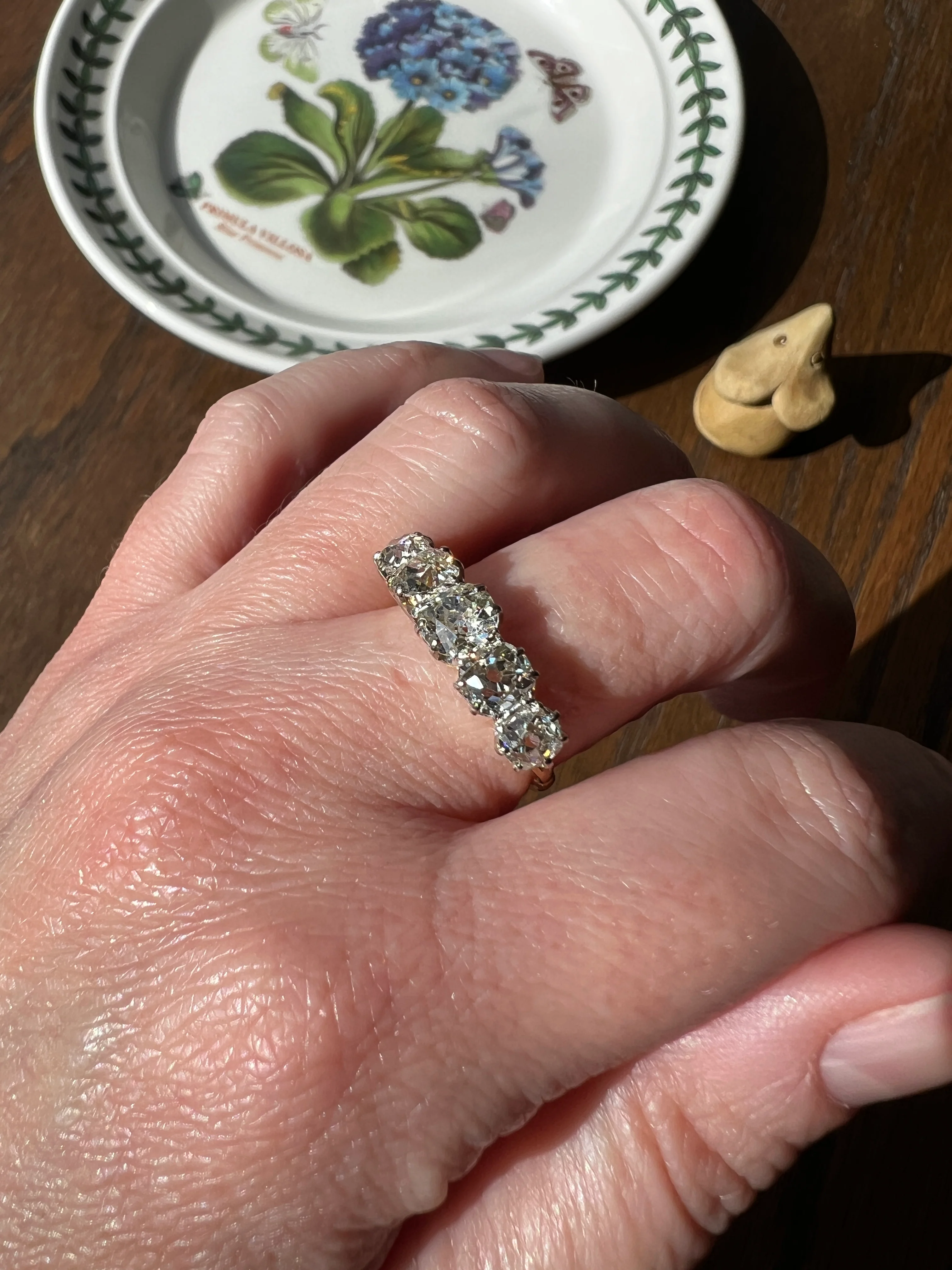 Antique 2.5 Carat Old Mine Cut DIAMOND 18k Gold Five Stone Ring Tall Band Romantic Gift Splayed Stacker - Image 49