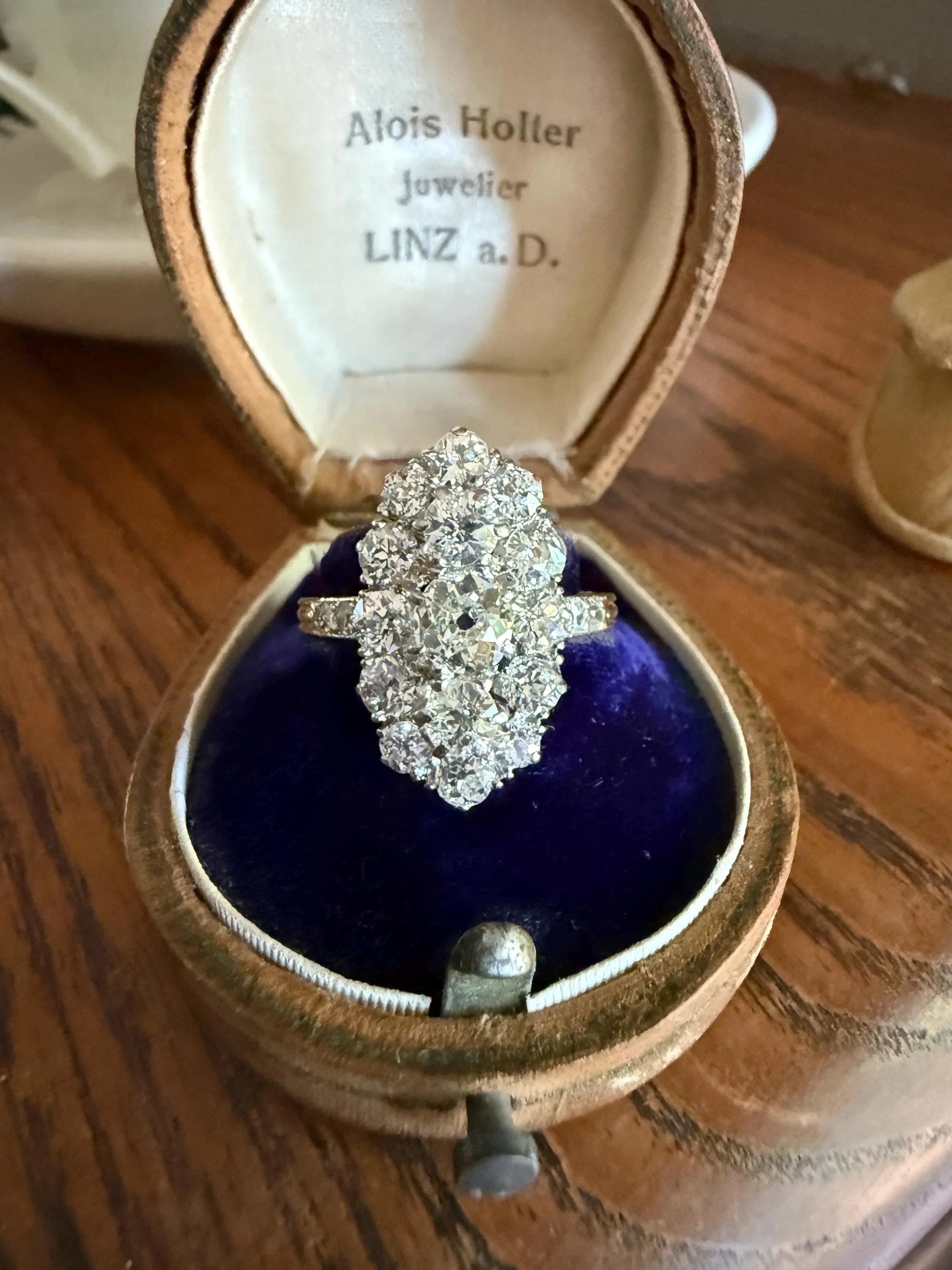 Antique 2.5 Carat Old Mine & European Cut DIAMOND Oval Navette Cluster Ring French 18k Gold Platinum Victorian Belle Epoque - Image 11