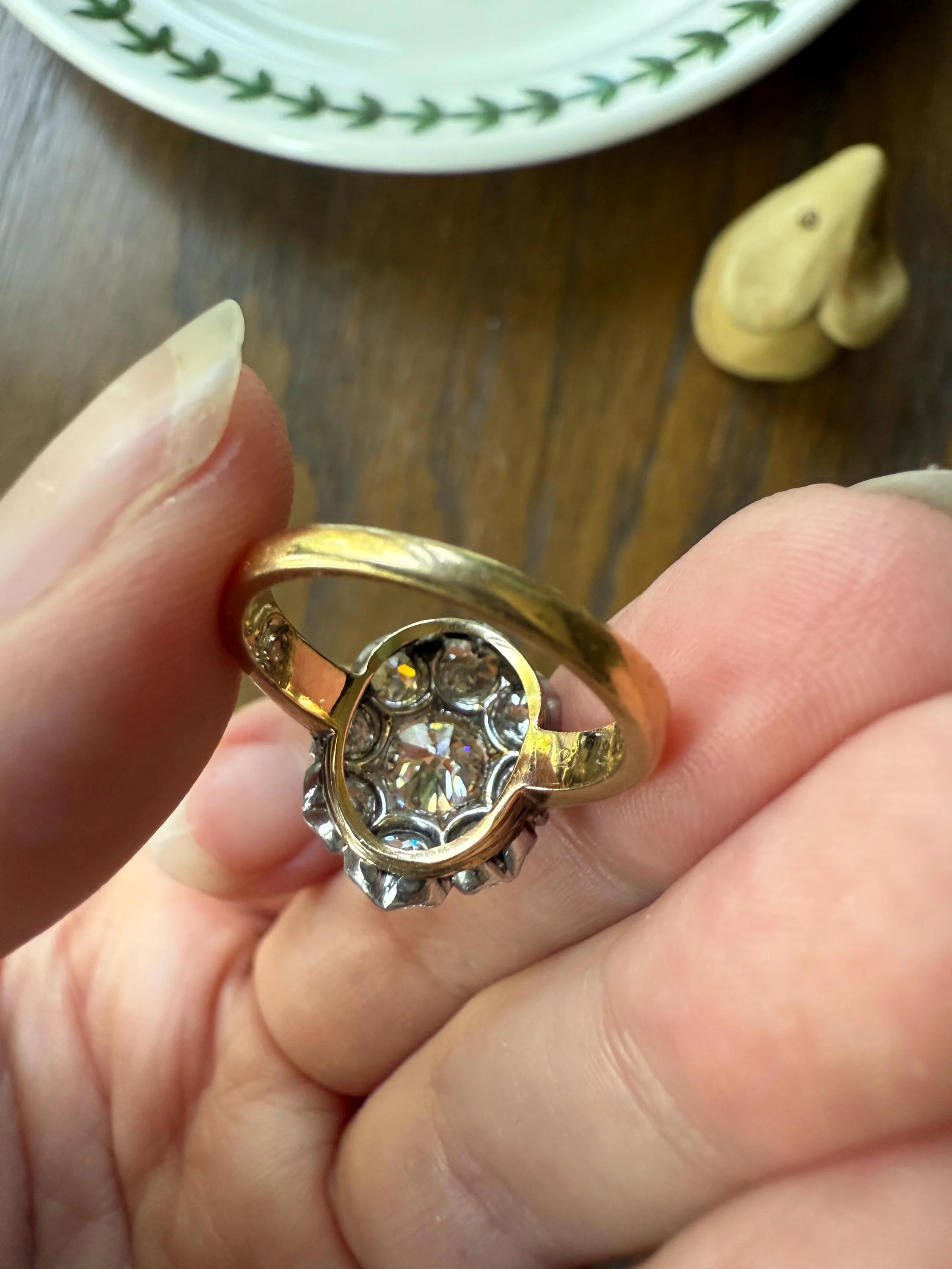 ANTIQUE 2.6 Carat 9 Old Mine Cut DIAMOND Daisy Cluster Ring 18k Gold & PLATINUM Belle Epoque Romantic Gift OmC Victorian Oval - Image 10