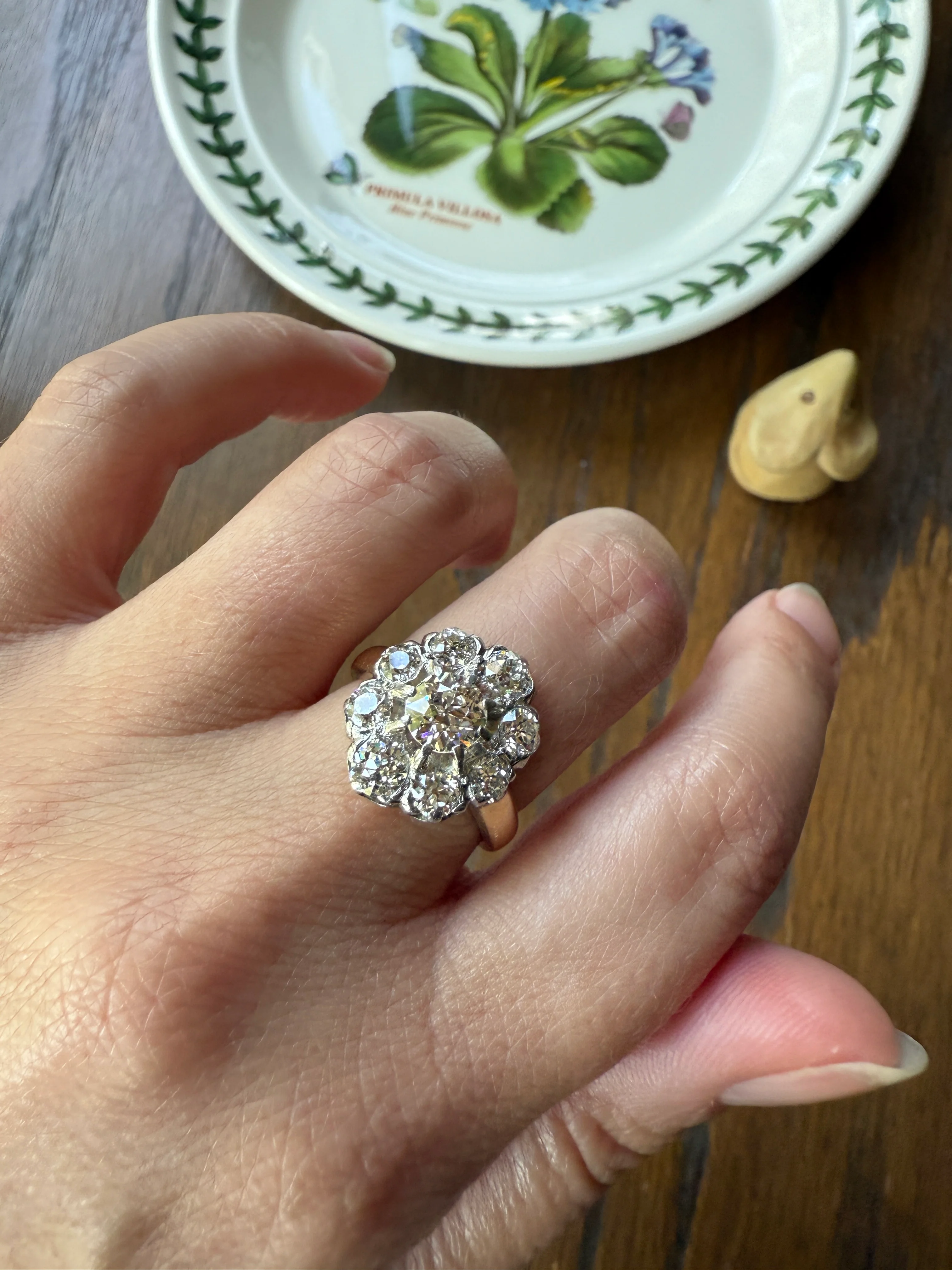 ANTIQUE 2.6 Carat 9 Old Mine Cut DIAMOND Daisy Cluster Ring 18k Gold & PLATINUM Belle Epoque Romantic Gift OmC Victorian Oval - Image 24