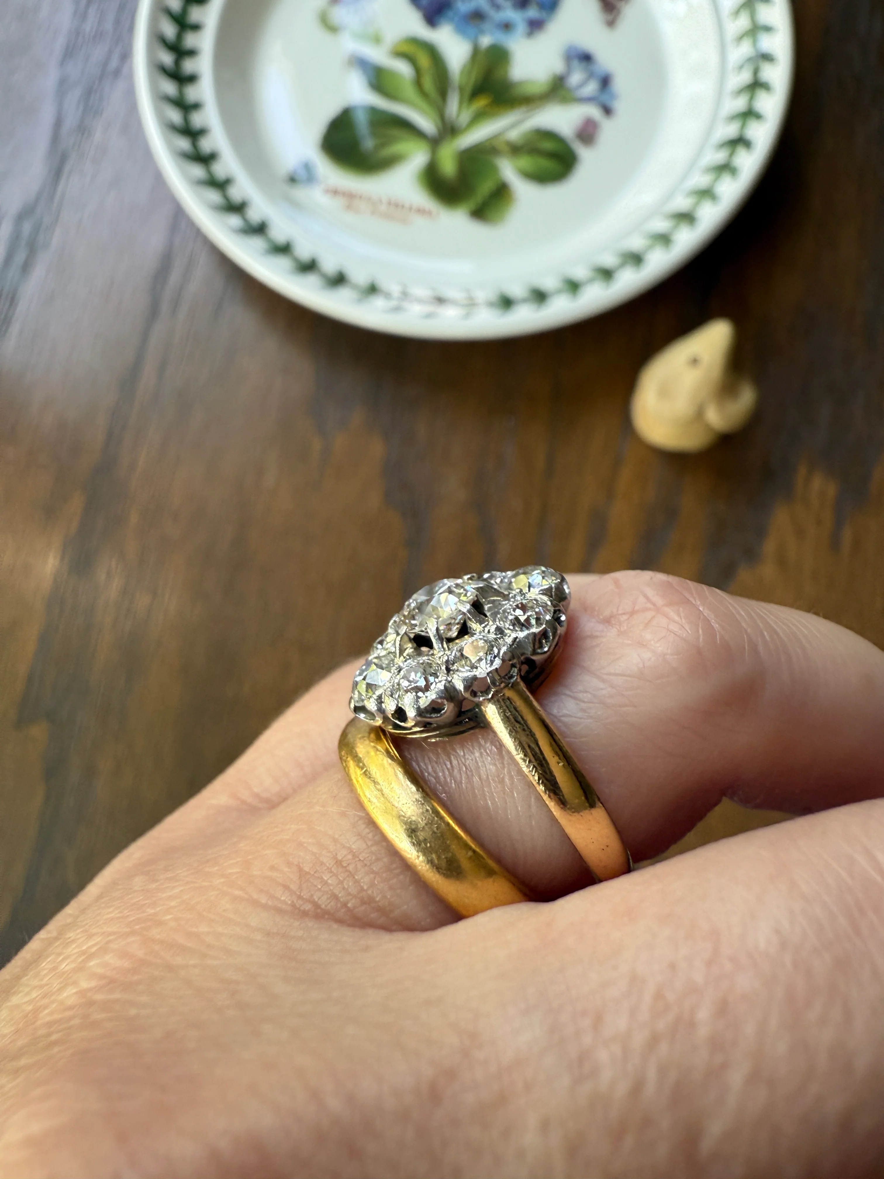 ANTIQUE 2.6 Carat 9 Old Mine Cut DIAMOND Daisy Cluster Ring 18k Gold & PLATINUM Belle Epoque Romantic Gift OmC Victorian Oval - Image 25