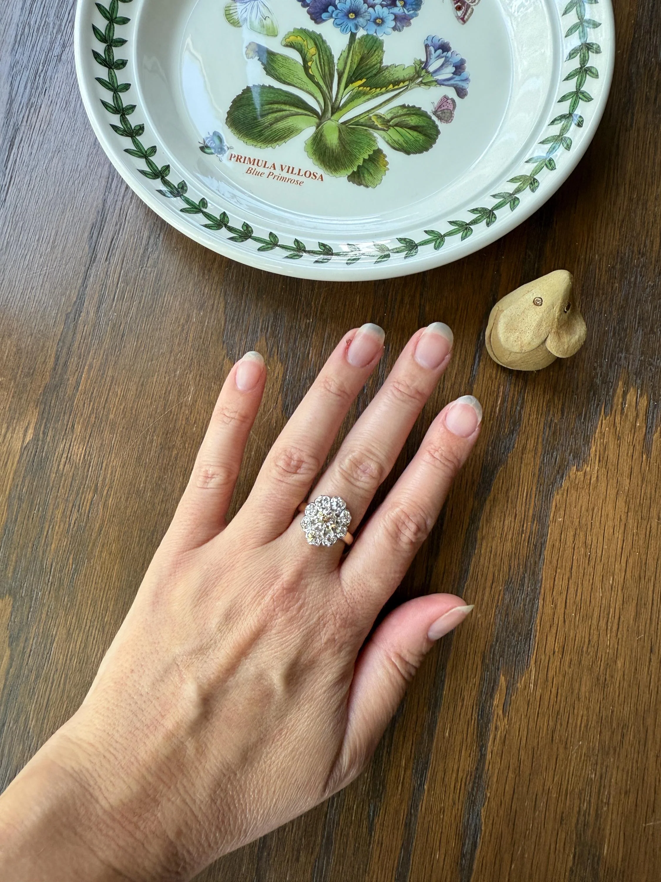 ANTIQUE 2.6 Carat 9 Old Mine Cut DIAMOND Daisy Cluster Ring 18k Gold & PLATINUM Belle Epoque Romantic Gift OmC Victorian Oval - Image 5