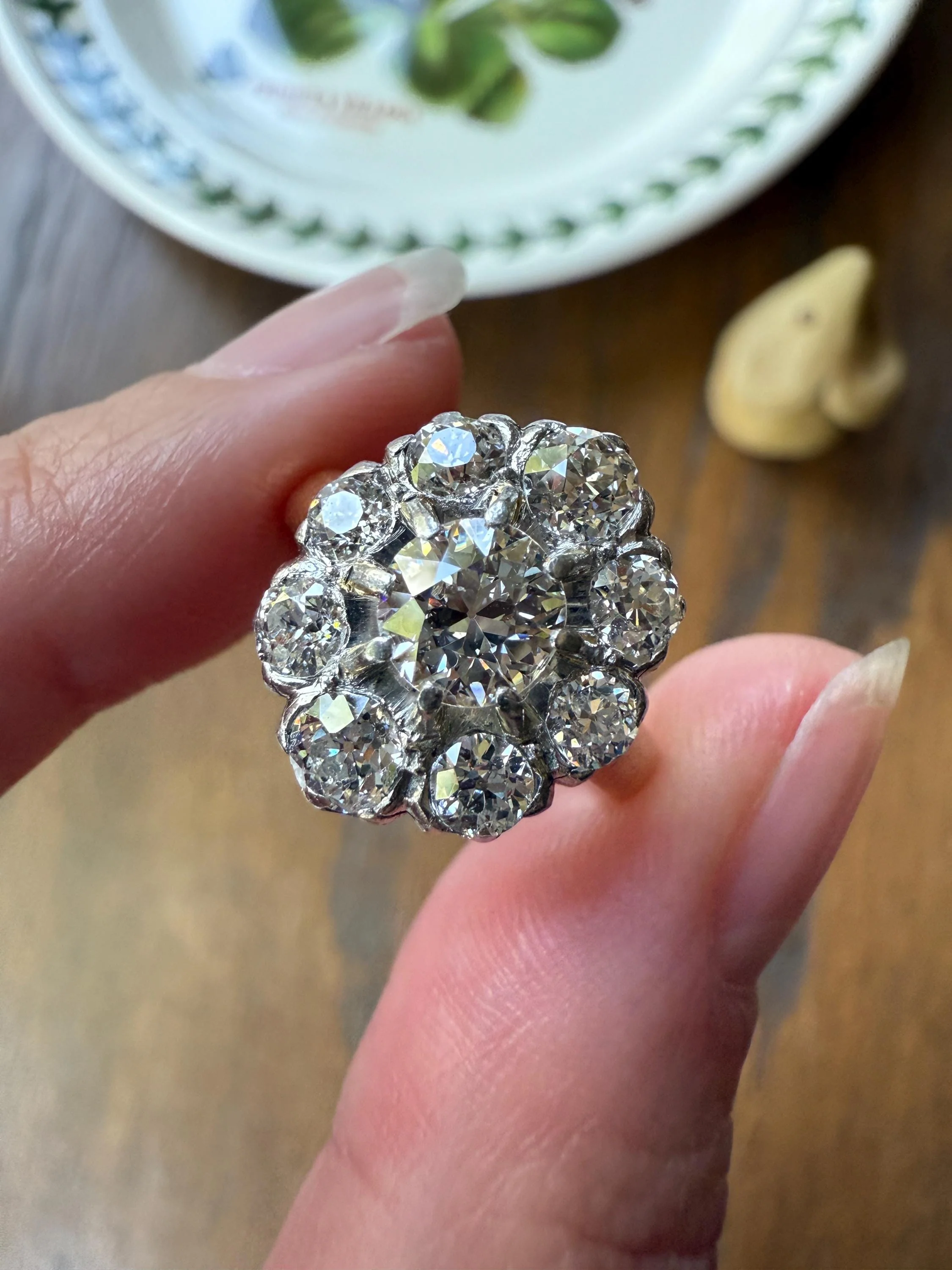 ANTIQUE 2.6 Carat 9 Old Mine Cut DIAMOND Daisy Cluster Ring 18k Gold & PLATINUM Belle Epoque Romantic Gift OmC Victorian Oval - Image 6