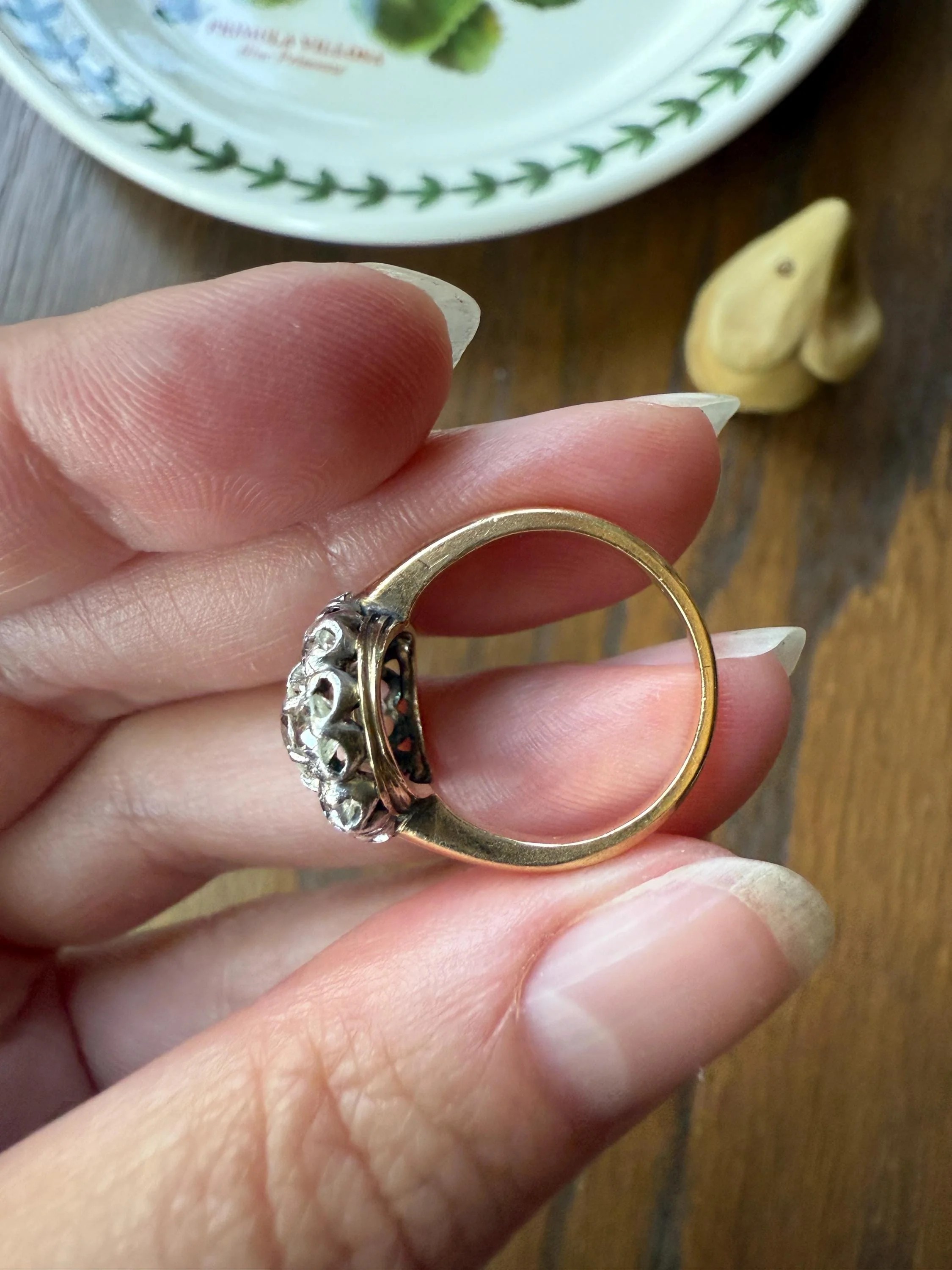 ANTIQUE 2.6 Carat 9 Old Mine Cut DIAMOND Daisy Cluster Ring 18k Gold & PLATINUM Belle Epoque Romantic Gift OmC Victorian Oval - Image 9