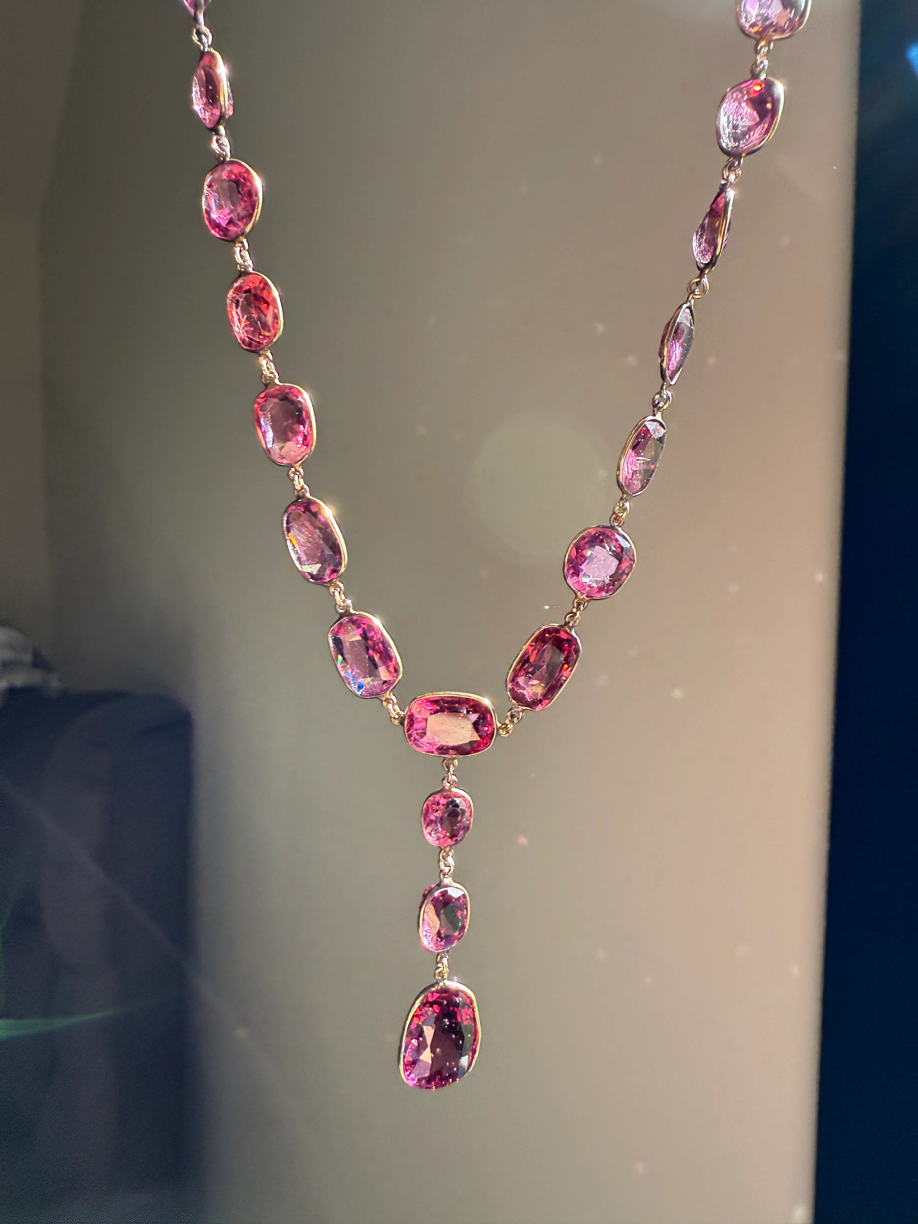 Antique 36 GARNET Riviera Station Chain 10k GOLD Berry Purple Pink Chunky Lariat Y Necklace Collar - Image 15