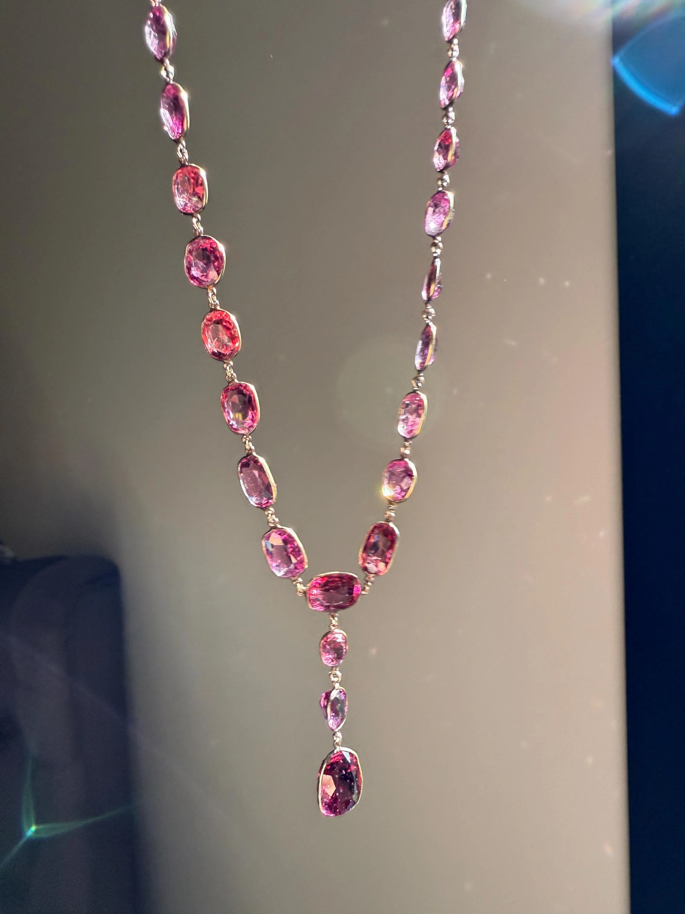Antique 36 GARNET Riviera Station Chain 10k GOLD Berry Purple Pink Chunky Lariat Y Necklace Collar - Image 6