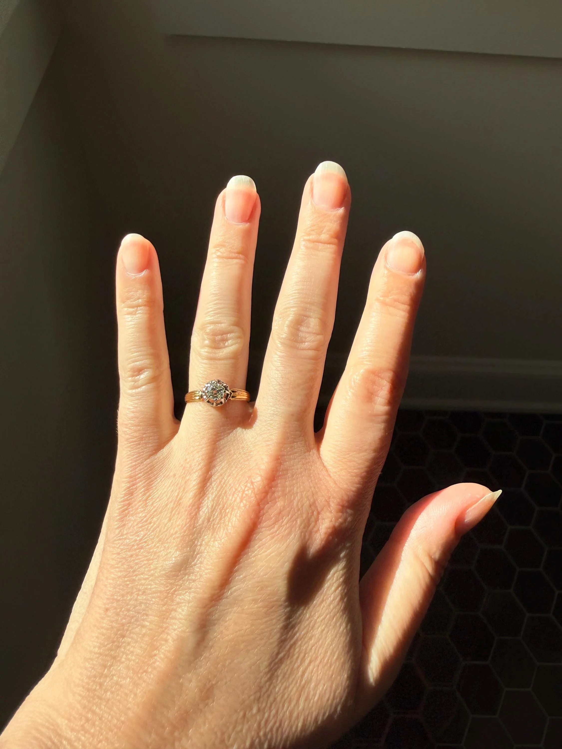 ANTIQUE .4 Carat Old MiNE Cut DIAMOND Ring 18k Gold Solitaire Engagement Minimalist Stacker OMC Warm Victorian Classic Ornate Prongs - Image 2