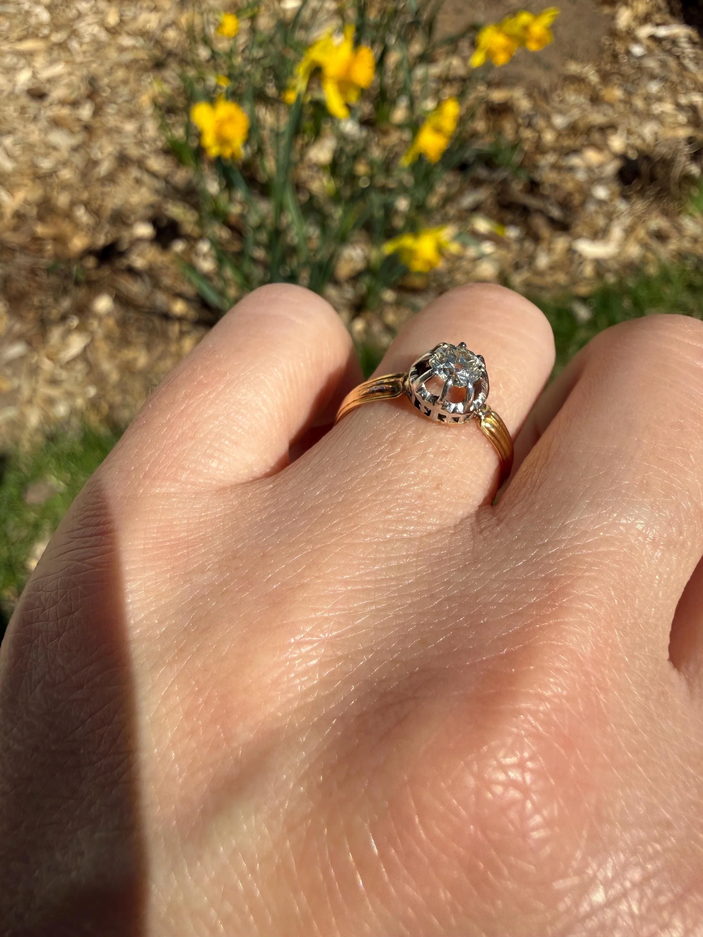 ANTIQUE .4 Carat Old MiNE Cut DIAMOND Ring 18k Gold Solitaire Engagement Minimalist Stacker OMC Warm Victorian Classic Ornate Prongs - Image 3