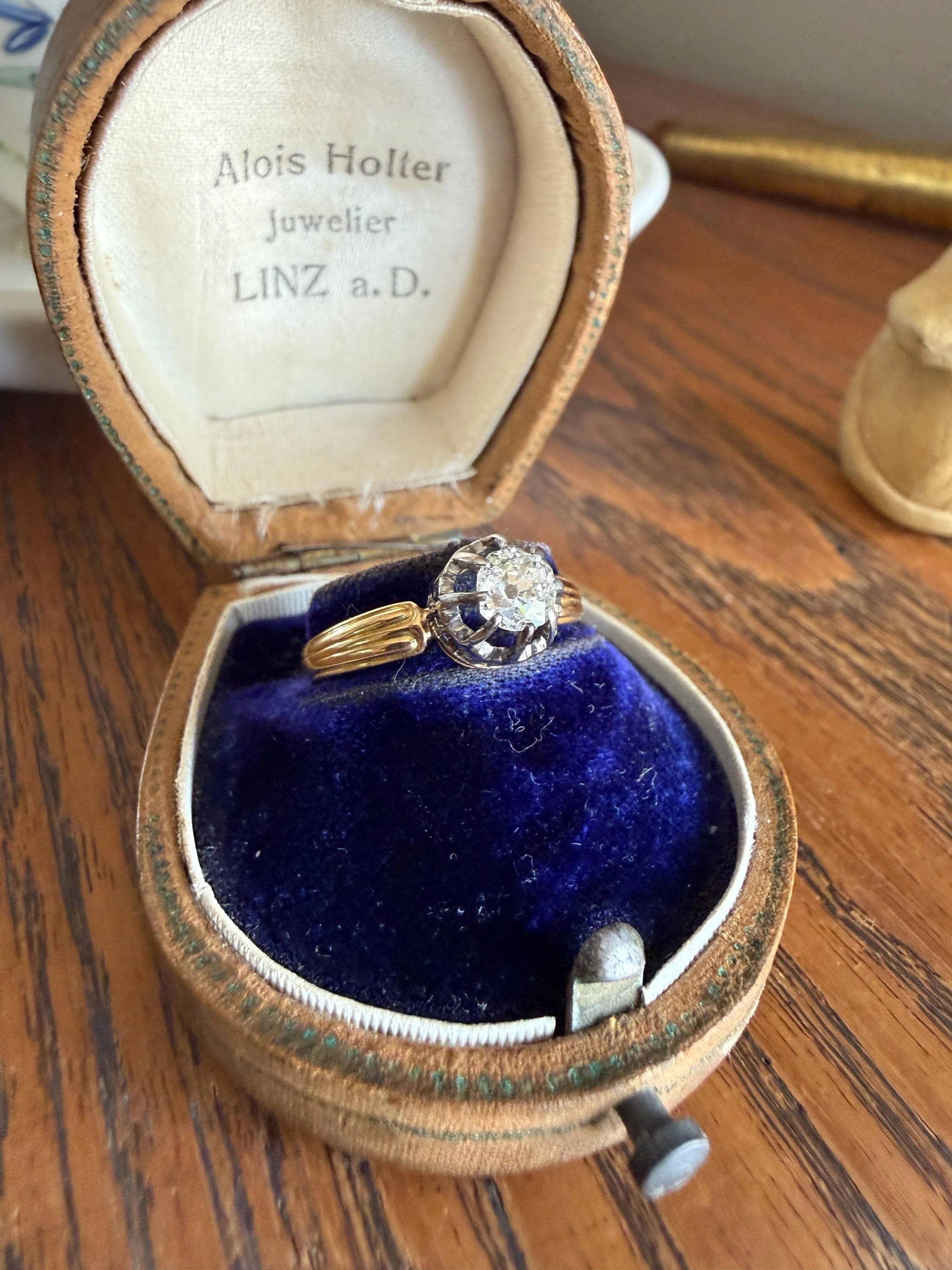 ANTIQUE .4 Carat Old MiNE Cut DIAMOND Ring 18k Gold Solitaire Engagement Minimalist Stacker OMC Warm Victorian Classic Ornate Prongs - Image 8
