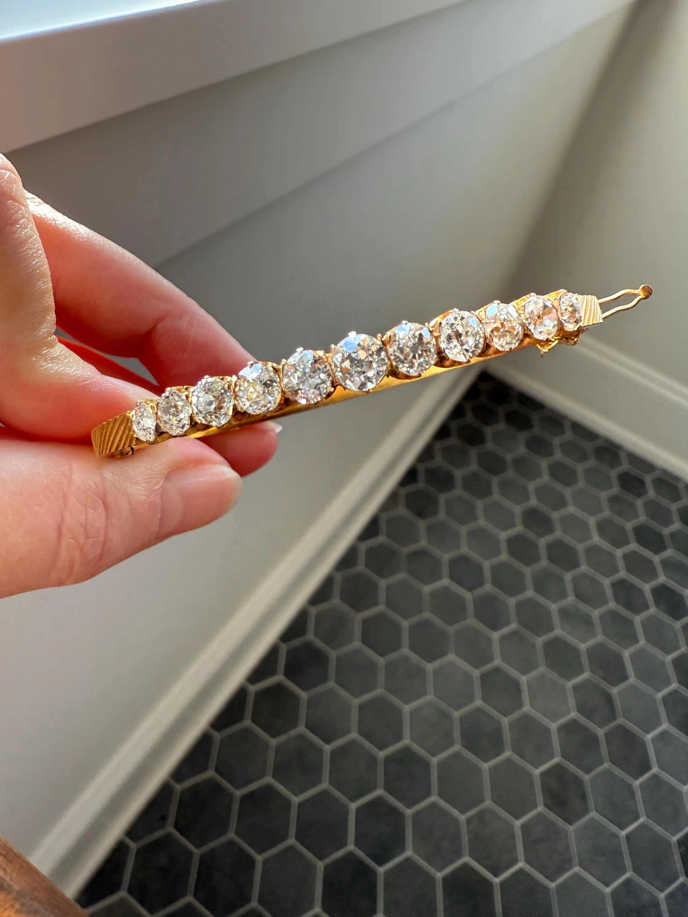 Antique 4 CARAT Old Mine Cut DIAMOND Hinged Bangle 11 Stone Line Bracelet 18k Gold Victorian 4Ctw OMC Stacker - Image 7