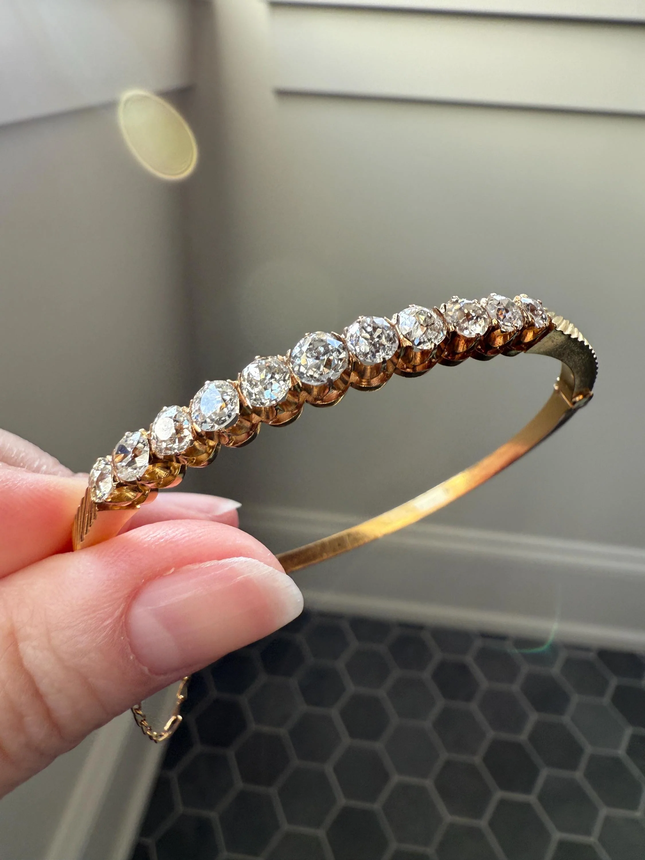 Antique 4 CARAT Old Mine Cut DIAMOND Hinged Bangle 11 Stone Line Bracelet 18k Gold Victorian 4Ctw OMC Stacker - Image 9