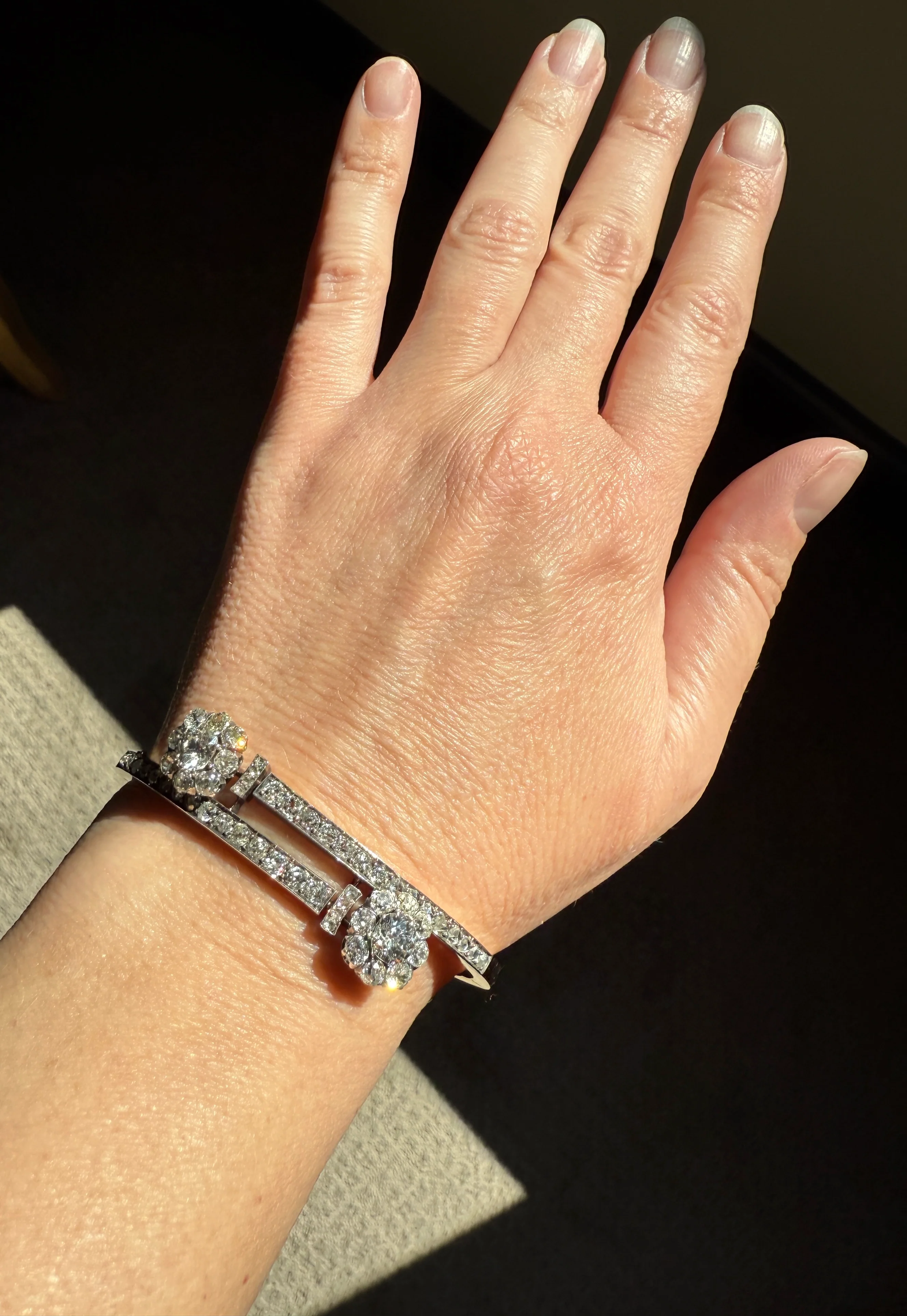 ANTIQUE 6 Carats Double Daisy CLUSTER 56 Old Mine & Rose Cut DIAMONDS French Hinged Bangle Bracelet 18k Gold Belle Epoque - Image 13