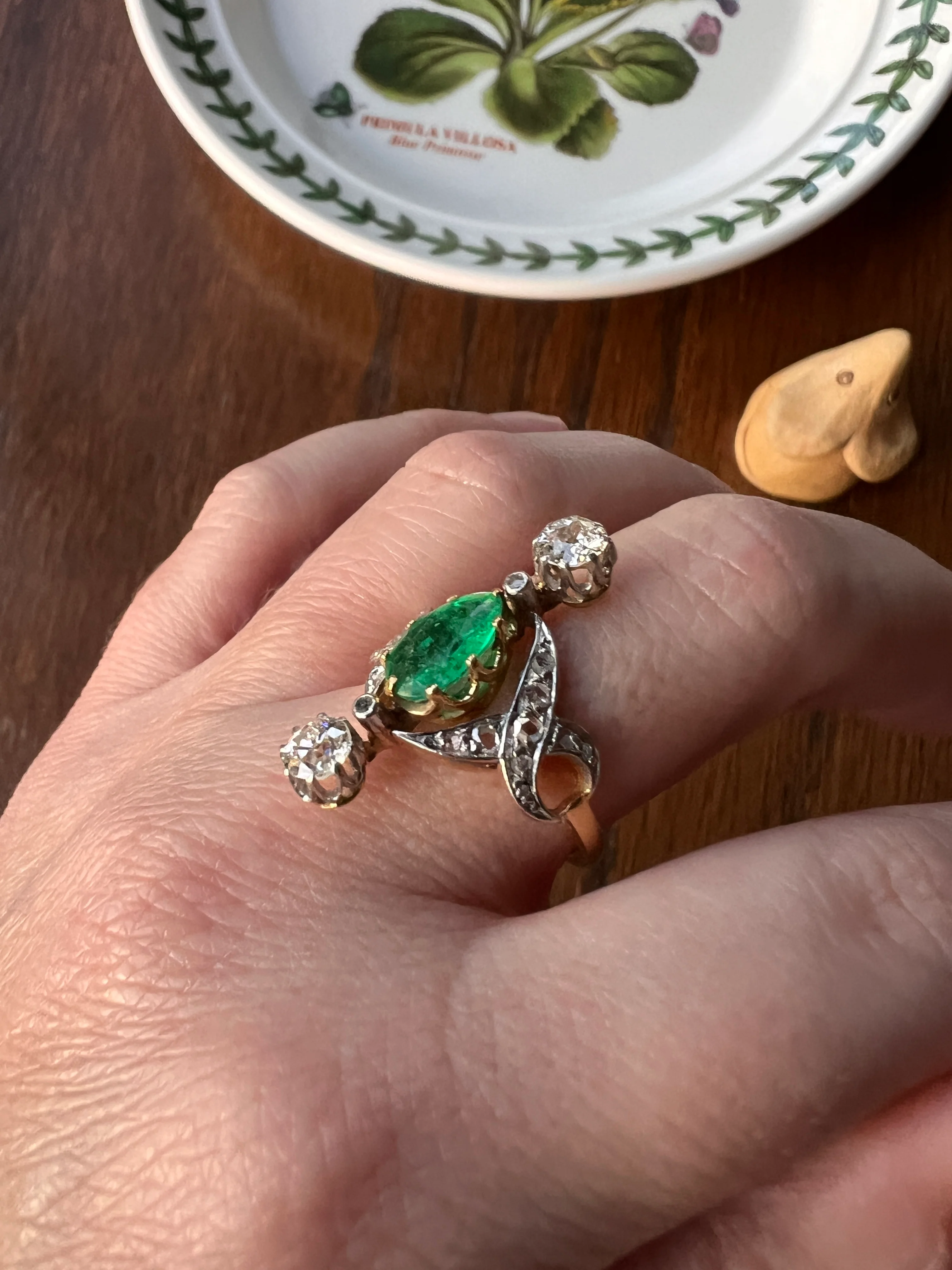 Antique Belle Epoque Pear EMERALD 1.5 Carat Rose Old Mine Cut Diamond XL Swirl Ring French 18k Gold - Image 17