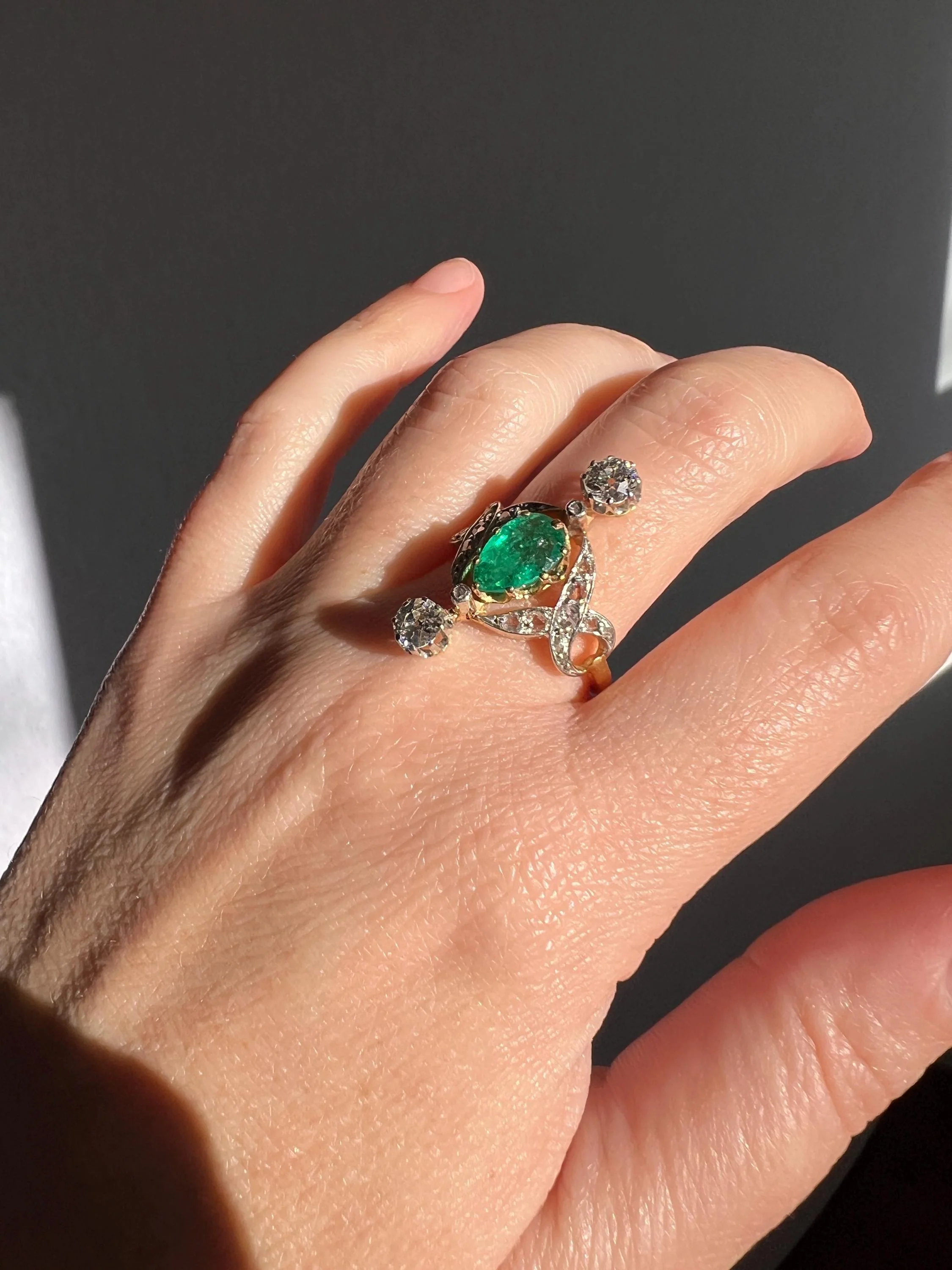 Antique Belle Epoque Pear EMERALD 1.5 Carat Rose Old Mine Cut Diamond XL Swirl Ring French 18k Gold - Image 4