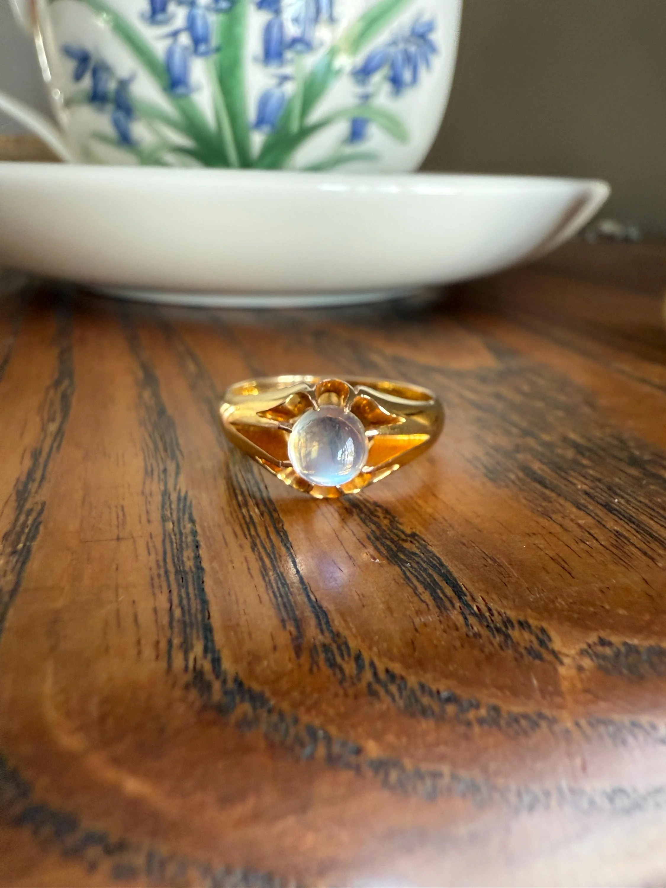 Antique Blue MOONSTONE c1900 Glowing Orb Belcher Buttercup Ring 9k Gold Buttery Band Stacker Victorian Unisex - Image 3